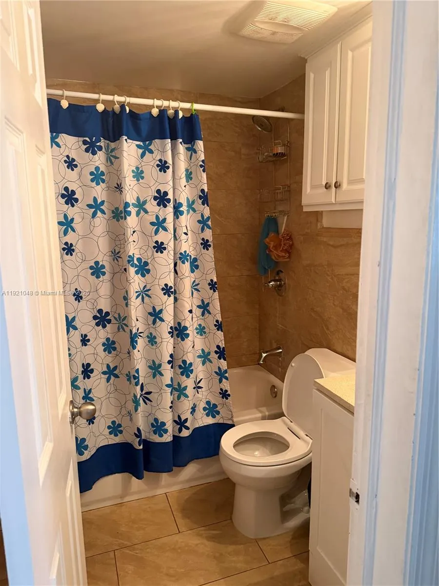 990 Sw 9th St, Miami, Florida 33130, Miami, Florida 33130, ,Residential Income,For Sale,990 Sw 9th St, Miami, Florida 33130,A11921048