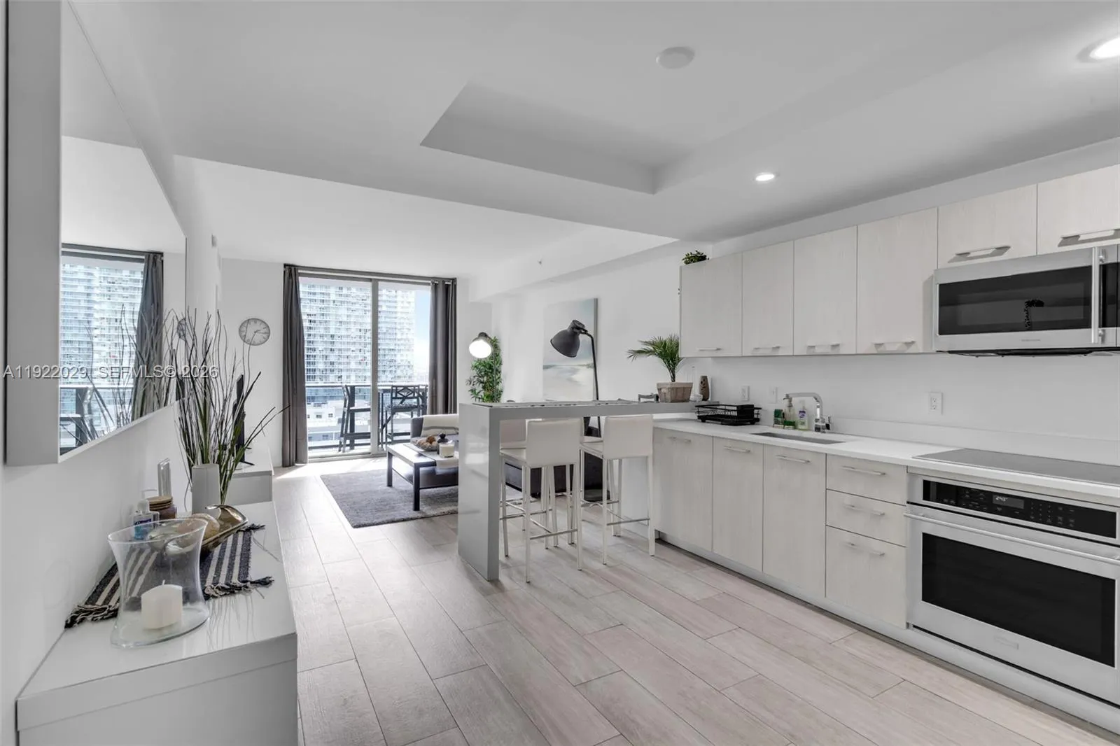 55 Sw 9th St 1705, Miami, Florida 33130, Miami, Florida 33130, 1 Bedroom Bedrooms, ,2 BathroomsBathrooms,Residential,For Sale,55 Sw 9th St 1705, Miami, Florida 33130,A11922029