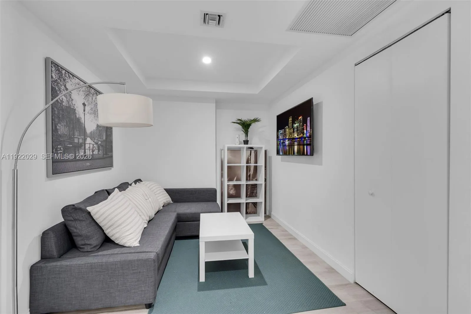 55 Sw 9th St 1705, Miami, Florida 33130, Miami, Florida 33130, 1 Bedroom Bedrooms, ,2 BathroomsBathrooms,Residential,For Sale,55 Sw 9th St 1705, Miami, Florida 33130,A11922029
