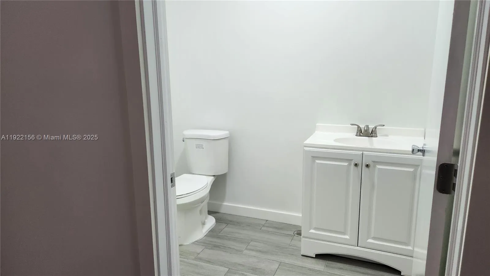 16215 Sw 117th Ave 5, Miami, Florida 33177, Miami, Florida 33177, ,Commercial Lease,For Rent,16215 Sw 117th Ave 5, Miami, Florida 33177,A11922156