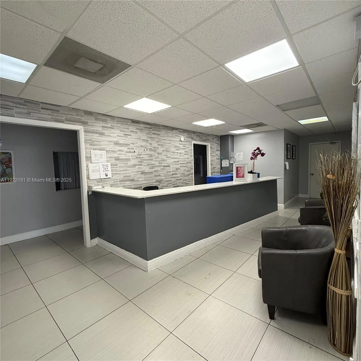 500 Nw 165th St Rd 101-108, Miami, Florida 33169, Miami, Florida 33169, ,Commercial Lease,For Rent,500 Nw 165th St Rd 101-108, Miami, Florida 33169,A11922181