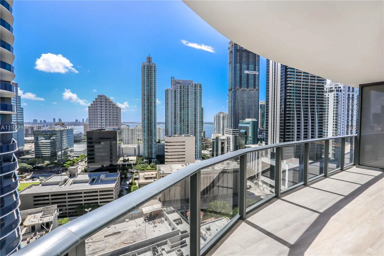 45 Sw 9th St 2201, Miami, Florida 33130, Miami, Florida 33130, 2 Bedrooms Bedrooms, ,2 BathroomsBathrooms,Residential Lease,For Rent,45 Sw 9th St 2201, Miami, Florida 33130,A11922188
