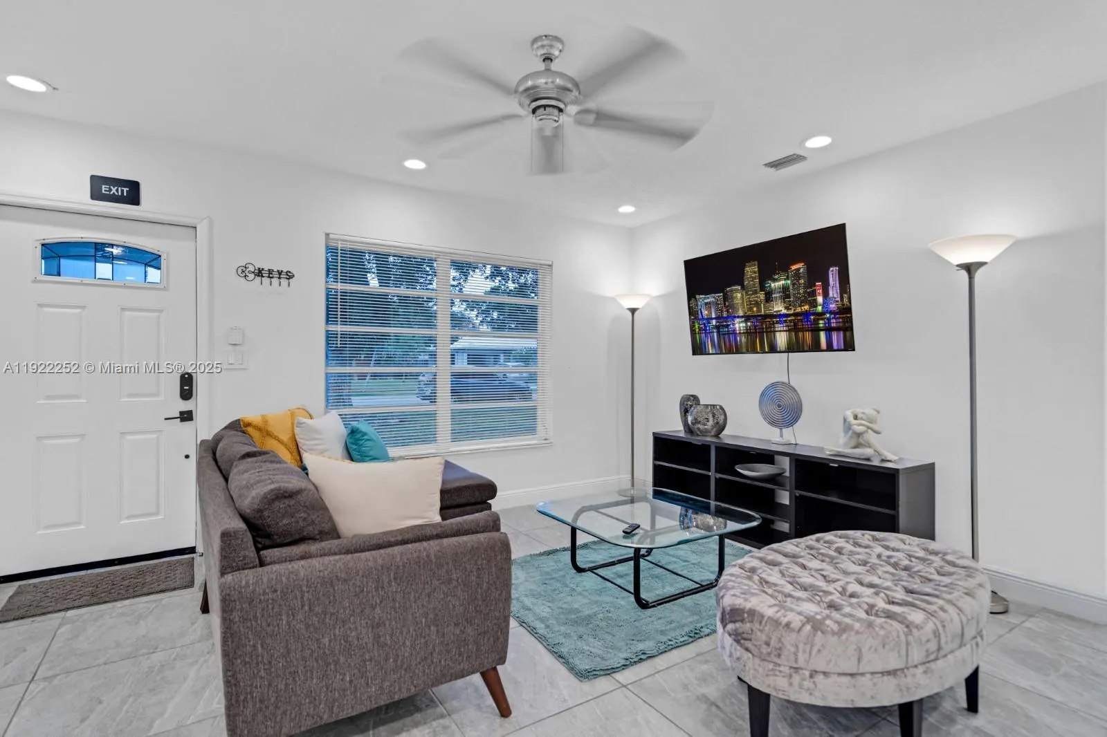 1165 Sw 4th Ter, Pompano Beach, Florida 33060, Pompano Beach, Florida 33060, 4 Bedrooms Bedrooms, ,3 BathroomsBathrooms,Residential,For Sale,1165 Sw 4th Ter, Pompano Beach, Florida 33060,A11922252