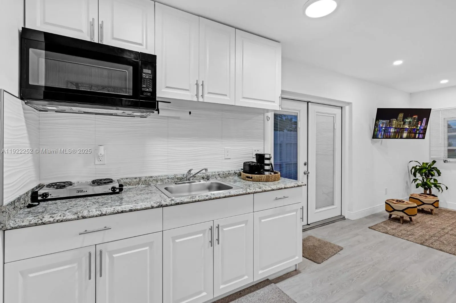 1165 Sw 4th Ter, Pompano Beach, Florida 33060, Pompano Beach, Florida 33060, 4 Bedrooms Bedrooms, ,3 BathroomsBathrooms,Residential,For Sale,1165 Sw 4th Ter, Pompano Beach, Florida 33060,A11922252