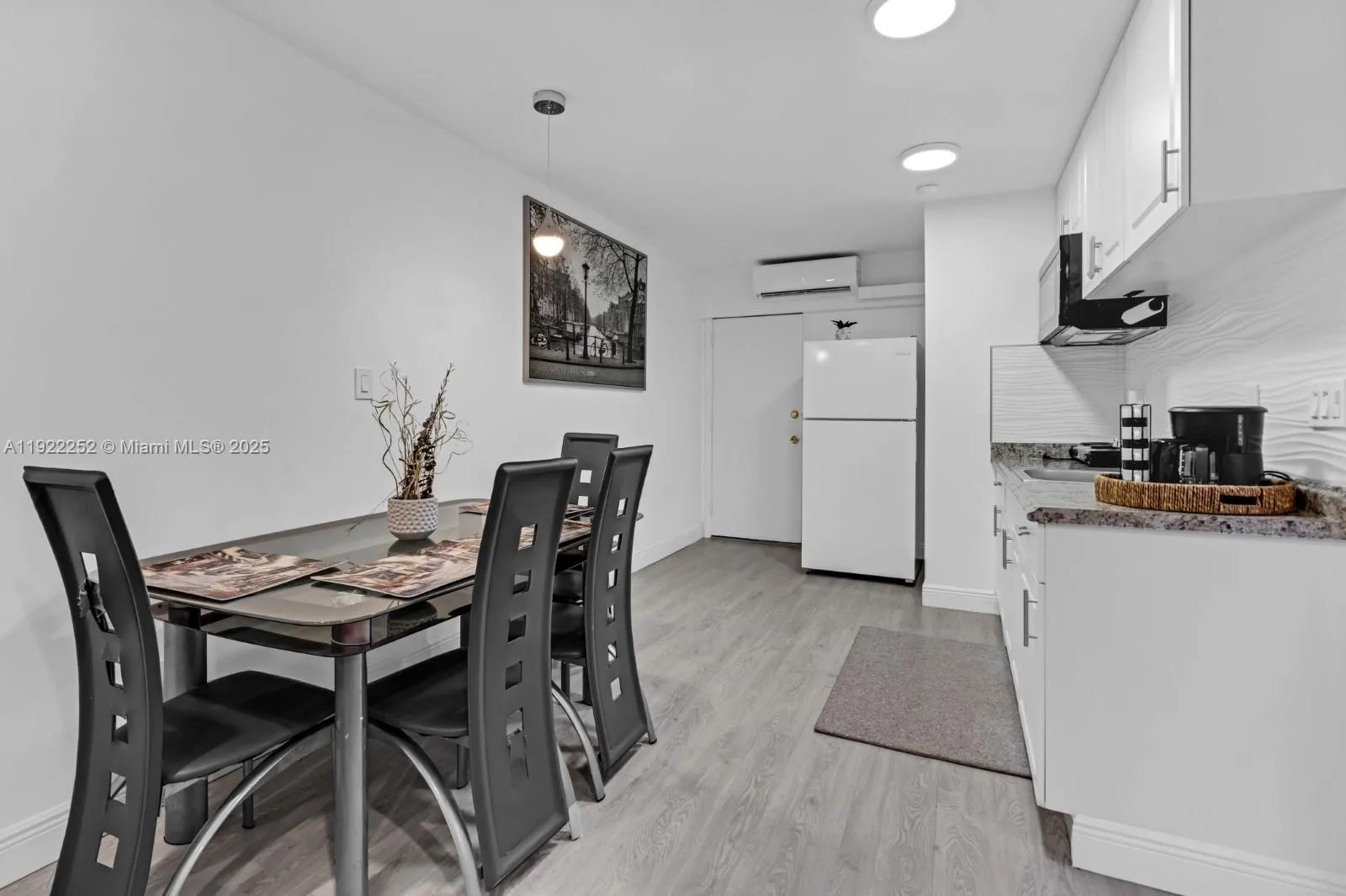 1165 Sw 4th Ter, Pompano Beach, Florida 33060, Pompano Beach, Florida 33060, 4 Bedrooms Bedrooms, ,3 BathroomsBathrooms,Residential,For Sale,1165 Sw 4th Ter, Pompano Beach, Florida 33060,A11922252