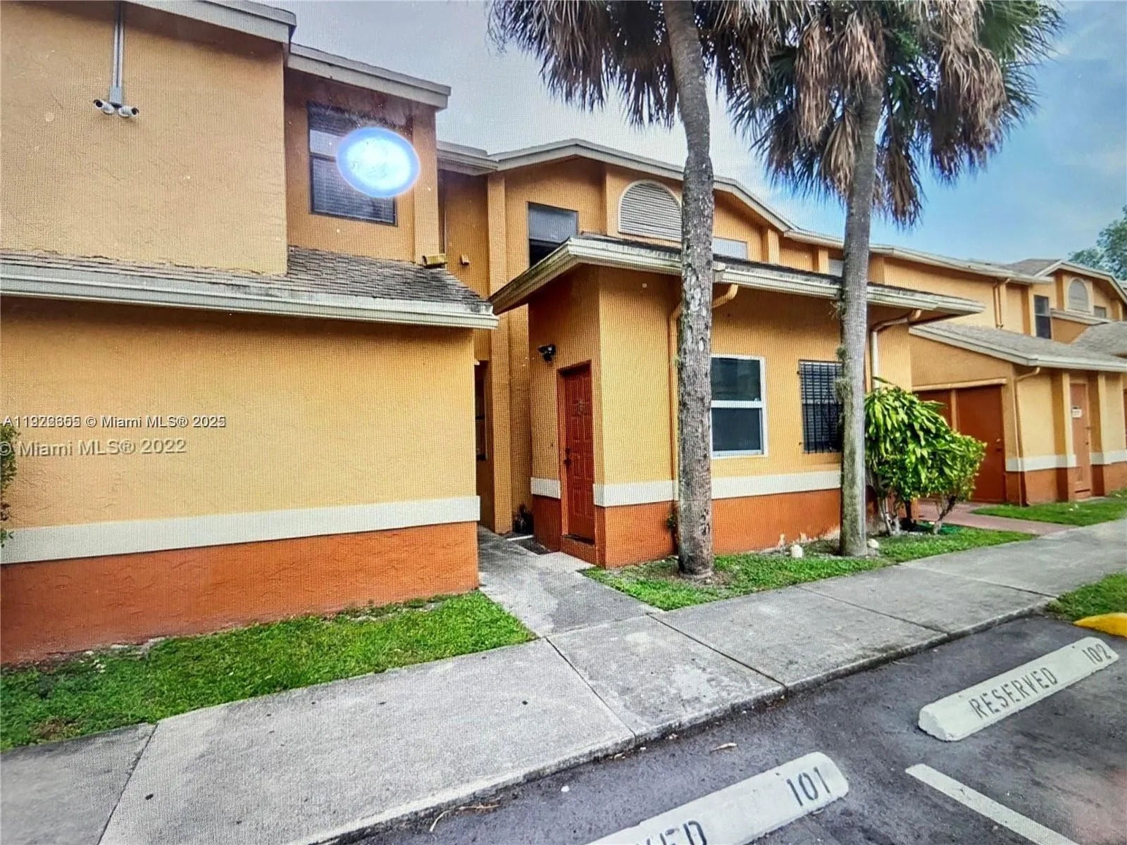 2471 Nw 56th Ave 2-15, Lauderhill, Florida 33313, Lauderhill, Florida 33313, 2 Bedrooms Bedrooms, ,2 BathroomsBathrooms,Residential,For Sale,2471 Nw 56th Ave 2-15, Lauderhill, Florida 33313,A11922355