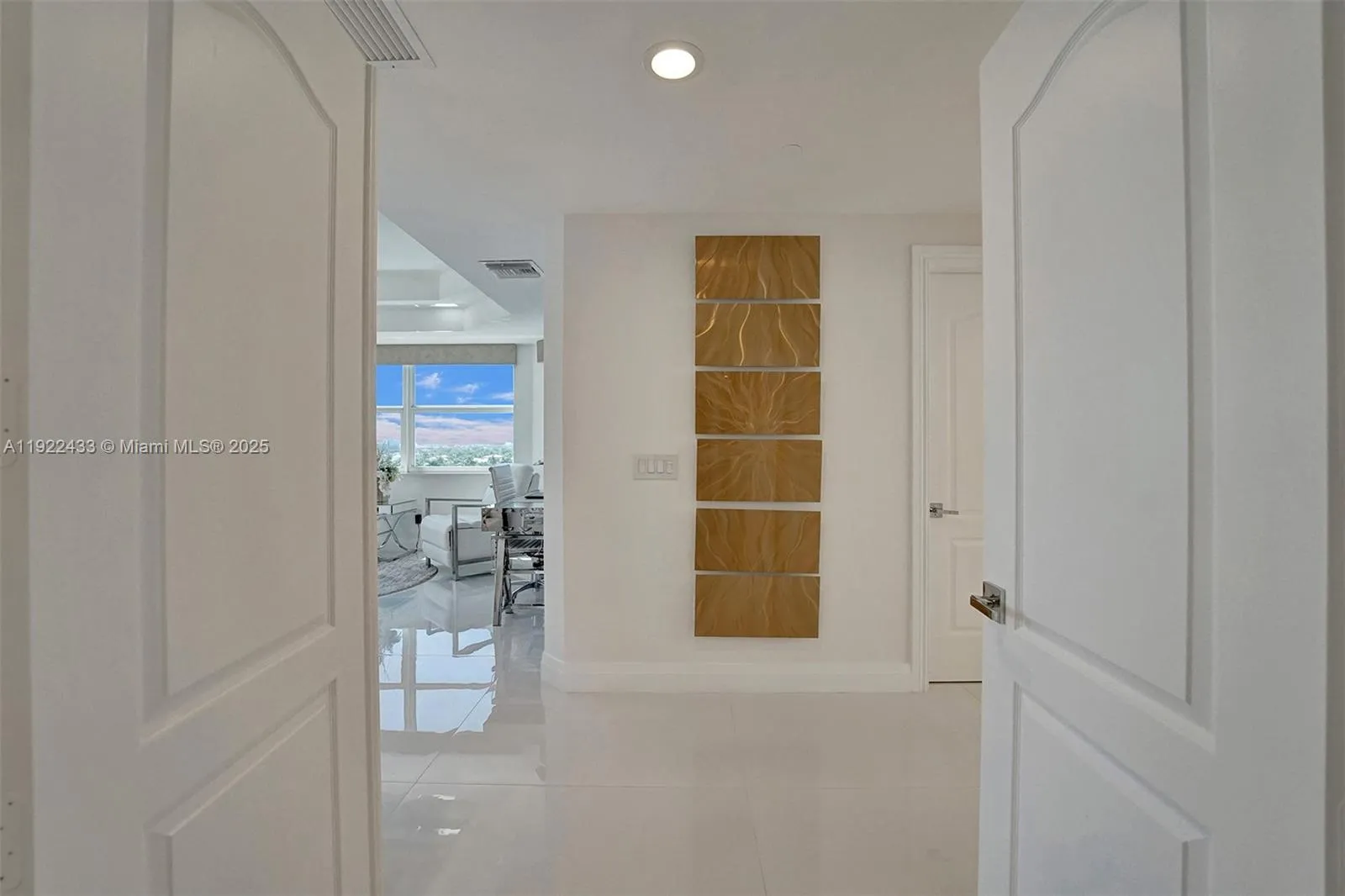 1395 S Ocean Blvd 7d (701), Pompano Beach, Florida, Pompano Beach, Florida 33062, 3 Bedrooms Bedrooms, ,2 BathroomsBathrooms,Residential,For Sale,1395 S Ocean Blvd 7d (701), Pompano Beach, Florida,A11922433