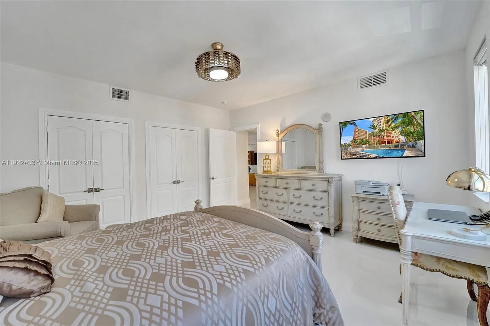 1395 S Ocean Blvd 7d (701), Pompano Beach, Florida, Pompano Beach, Florida 33062, 3 Bedrooms Bedrooms, ,2 BathroomsBathrooms,Residential,For Sale,1395 S Ocean Blvd 7d (701), Pompano Beach, Florida,A11922433