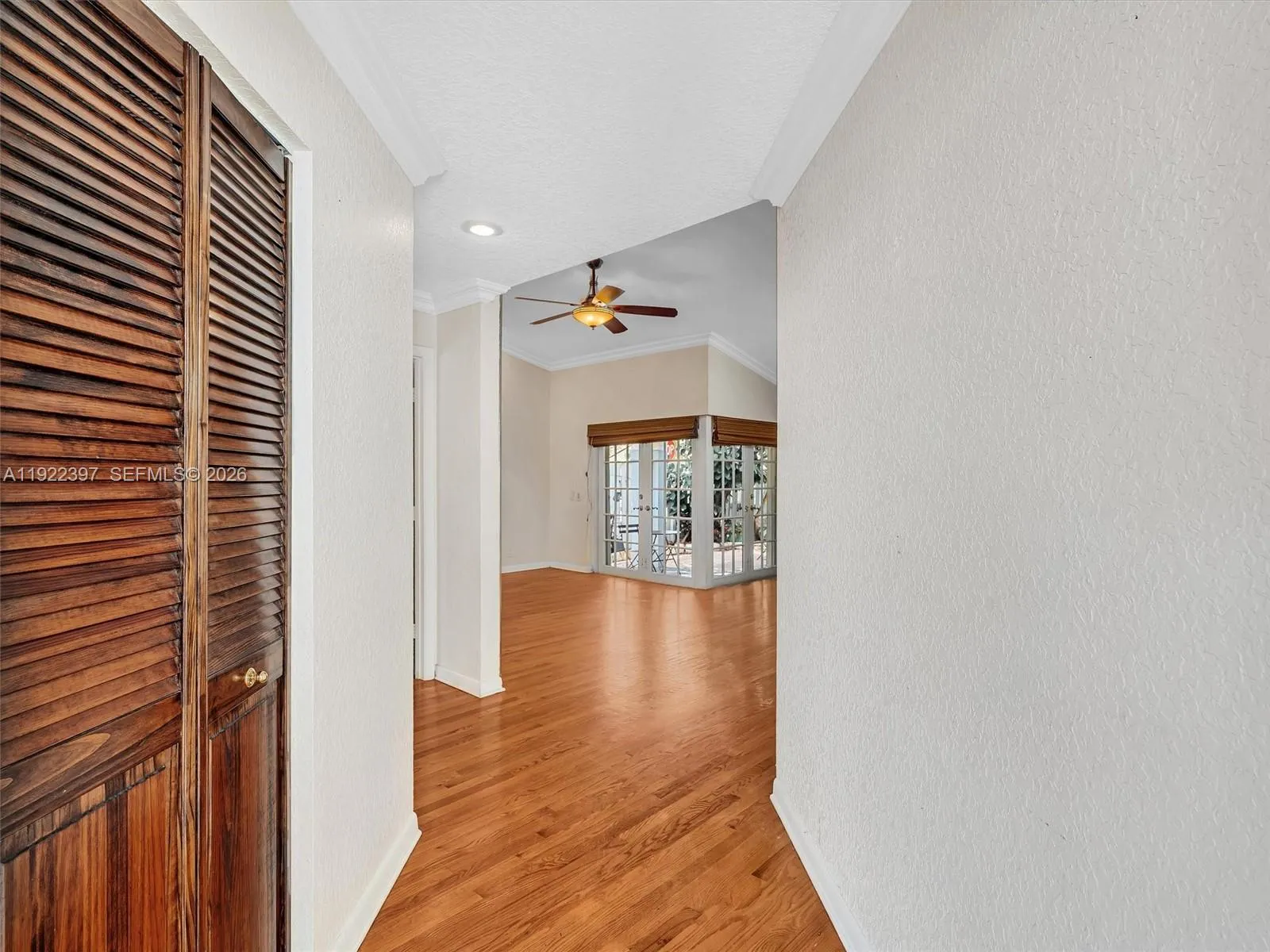 1361 Cottonwood Cir, Weston, Florida 33326, Weston, Florida 33326, 3 Bedrooms Bedrooms, ,2 BathroomsBathrooms,Residential Lease,For Rent,1361 Cottonwood Cir, Weston, Florida 33326,A11922397