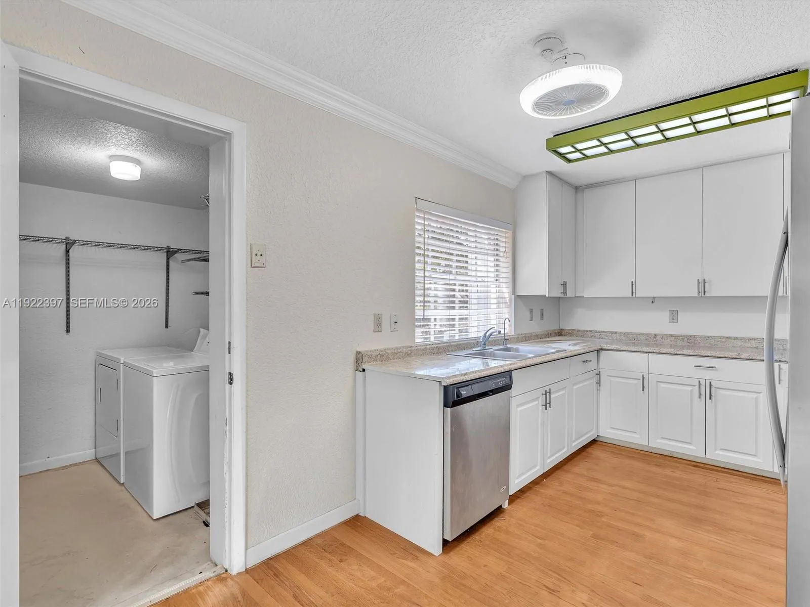 1361 Cottonwood Cir, Weston, Florida 33326, Weston, Florida 33326, 3 Bedrooms Bedrooms, ,2 BathroomsBathrooms,Residential Lease,For Rent,1361 Cottonwood Cir, Weston, Florida 33326,A11922397