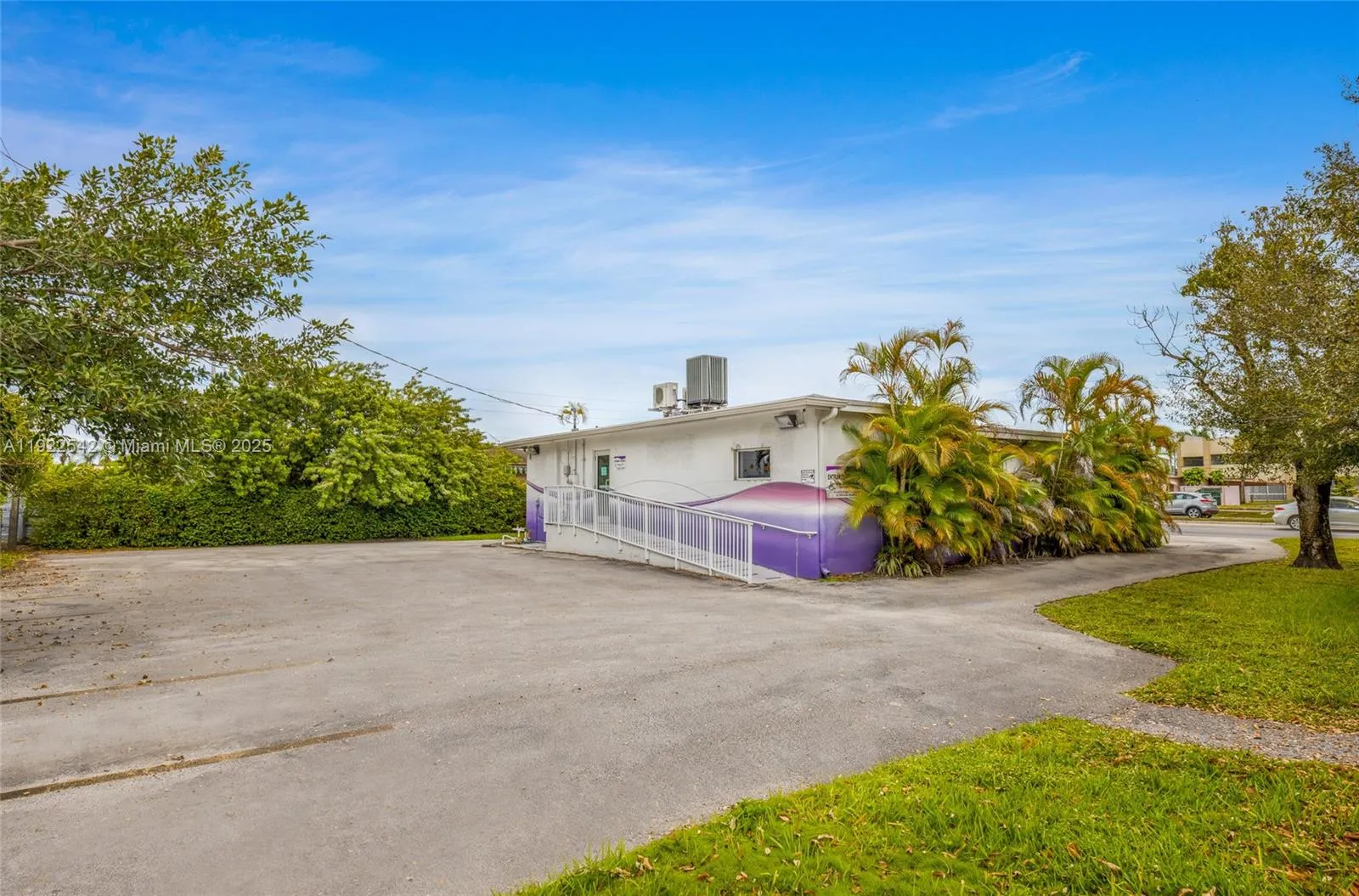 21 W 49th St, Hialeah, Florida 33012, Hialeah, Florida 33012, ,Commercial Lease,For Rent,21 W 49th St, Hialeah, Florida 33012,A11922542