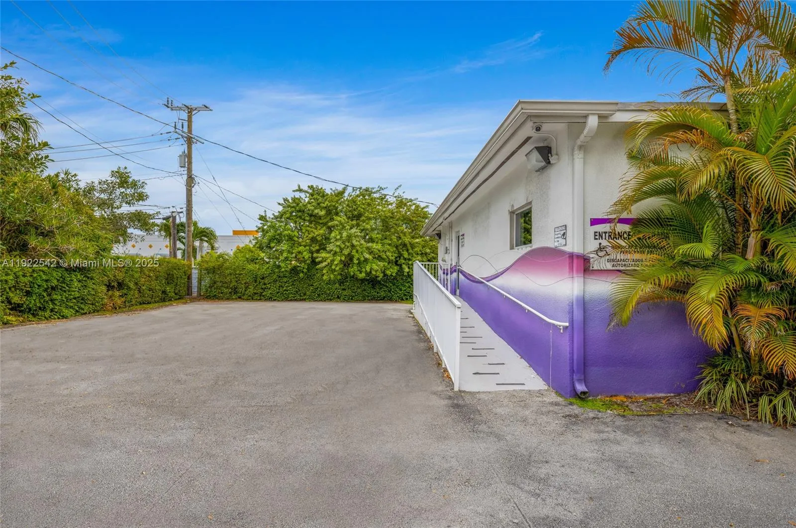 21 W 49th St, Hialeah, Florida 33012, Hialeah, Florida 33012, ,Commercial Lease,For Rent,21 W 49th St, Hialeah, Florida 33012,A11922542