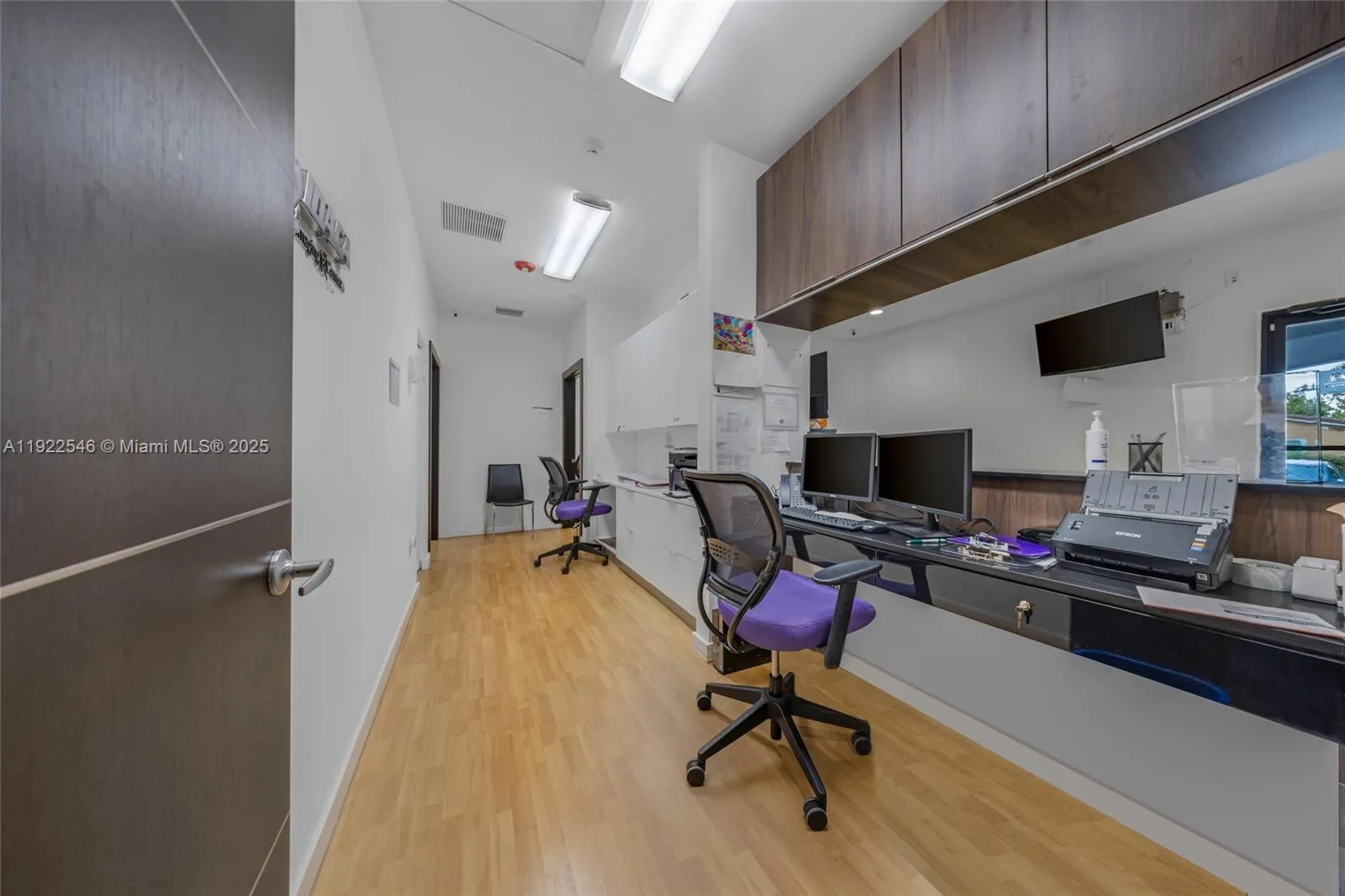 99 W 49th St, Hialeah, Florida 33012, Hialeah, Florida 33012, ,Commercial Lease,For Rent,99 W 49th St, Hialeah, Florida 33012,A11922546