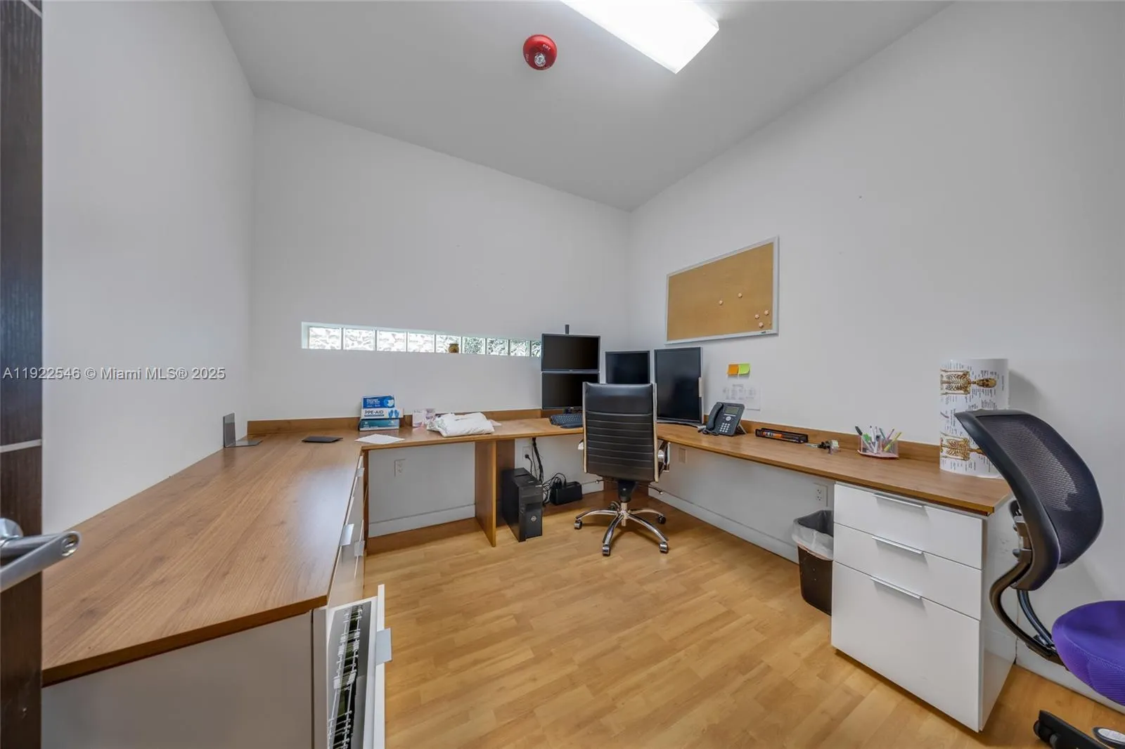 99 W 49th St, Hialeah, Florida 33012, Hialeah, Florida 33012, ,Commercial Lease,For Rent,99 W 49th St, Hialeah, Florida 33012,A11922546