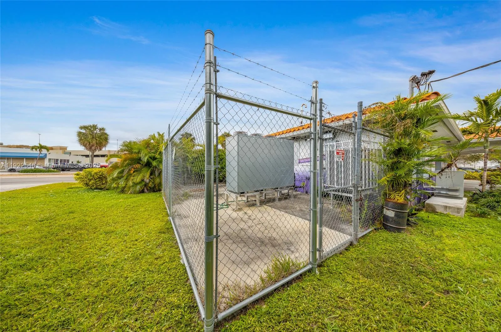 99 W 49th St, Hialeah, Florida 33012, Hialeah, Florida 33012, ,Commercial Lease,For Rent,99 W 49th St, Hialeah, Florida 33012,A11922546