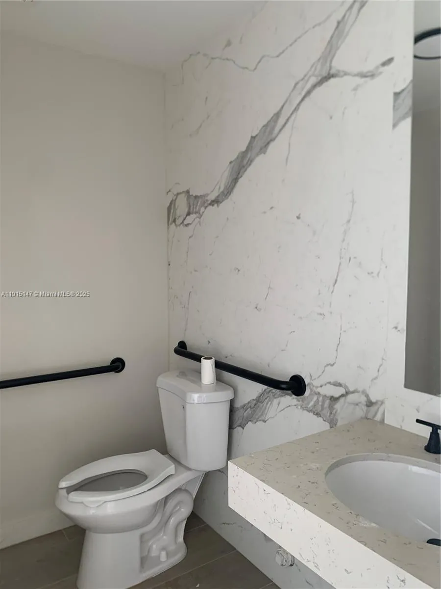 684 Sw 7th Ter, Dania Beach, Florida 33004, Dania Beach, Florida 33004, ,Commercial Lease,For Rent,684 Sw 7th Ter, Dania Beach, Florida 33004,A11915147