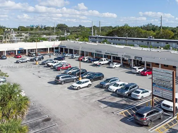 8257 Sw 124th St 8257-8259, Pinecrest, Florida 331, Pinecrest, Florida 33156, ,Commercial Lease,For Rent,8257 Sw 124th St 8257-8259, Pinecrest, Florida 331,A11922630