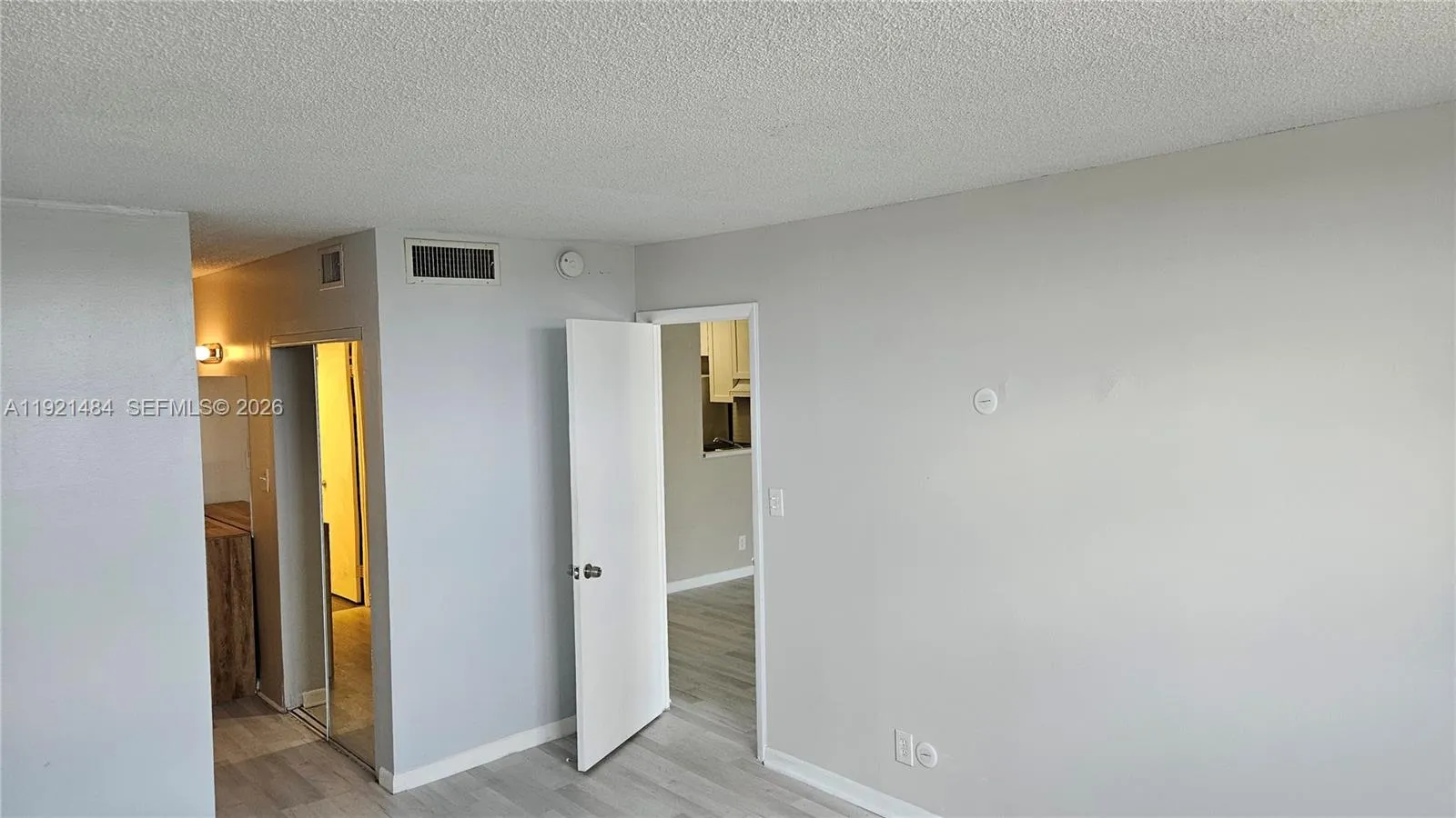 404 Nw 68th Ave 409, Plantation, Florida 33317, Plantation, Florida 33317, 1 Bedroom Bedrooms, ,1 BathroomBathrooms,Residential Lease,For Rent,404 Nw 68th Ave 409, Plantation, Florida 33317,A11921484