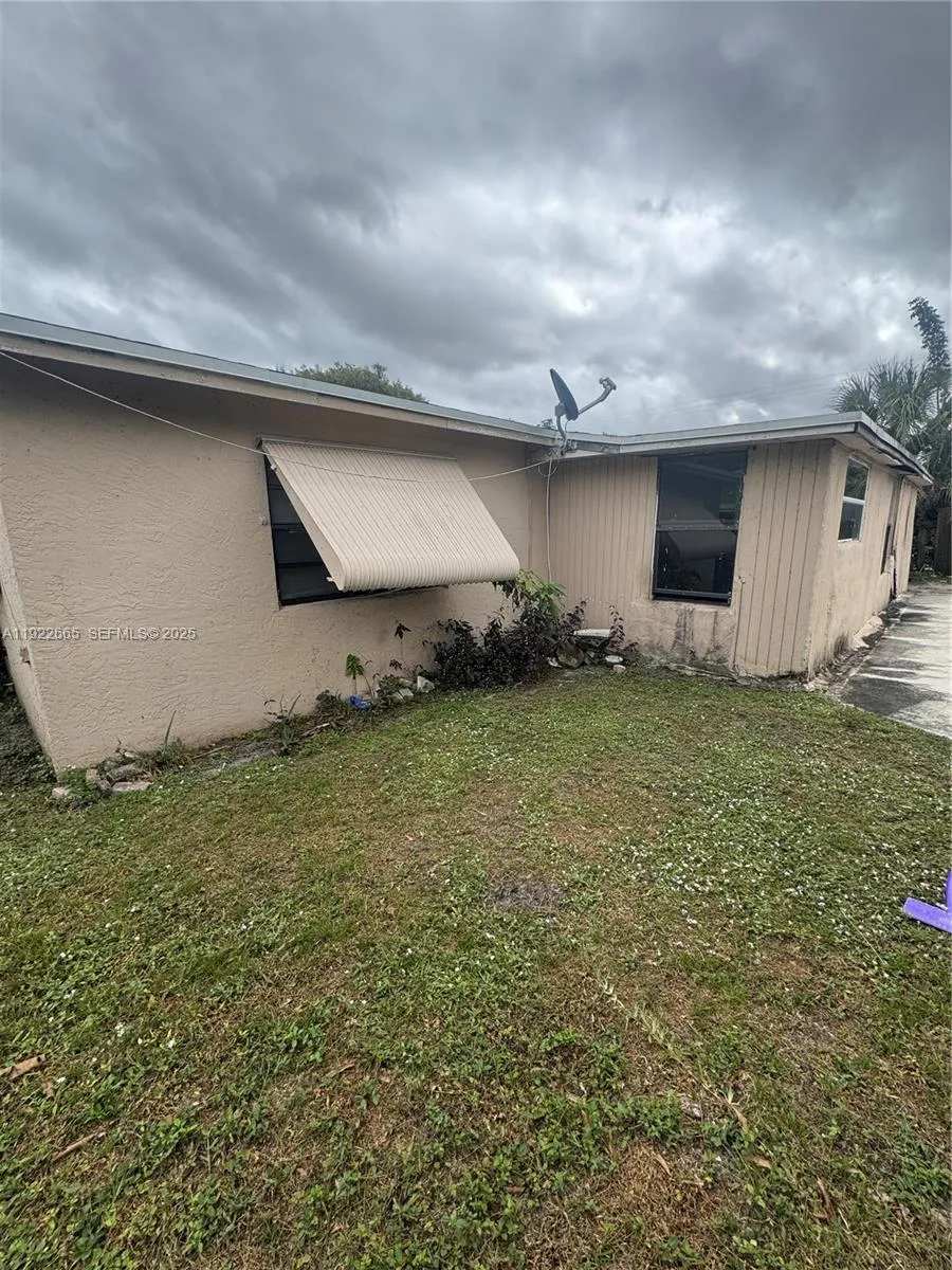 2231 Nw 43rd Ter, Lauderhill, Florida 33313, Lauderhill, Florida 33313, 3 Bedrooms Bedrooms, ,2 BathroomsBathrooms,Residential,For Sale,2231 Nw 43rd Ter, Lauderhill, Florida 33313,A11922665