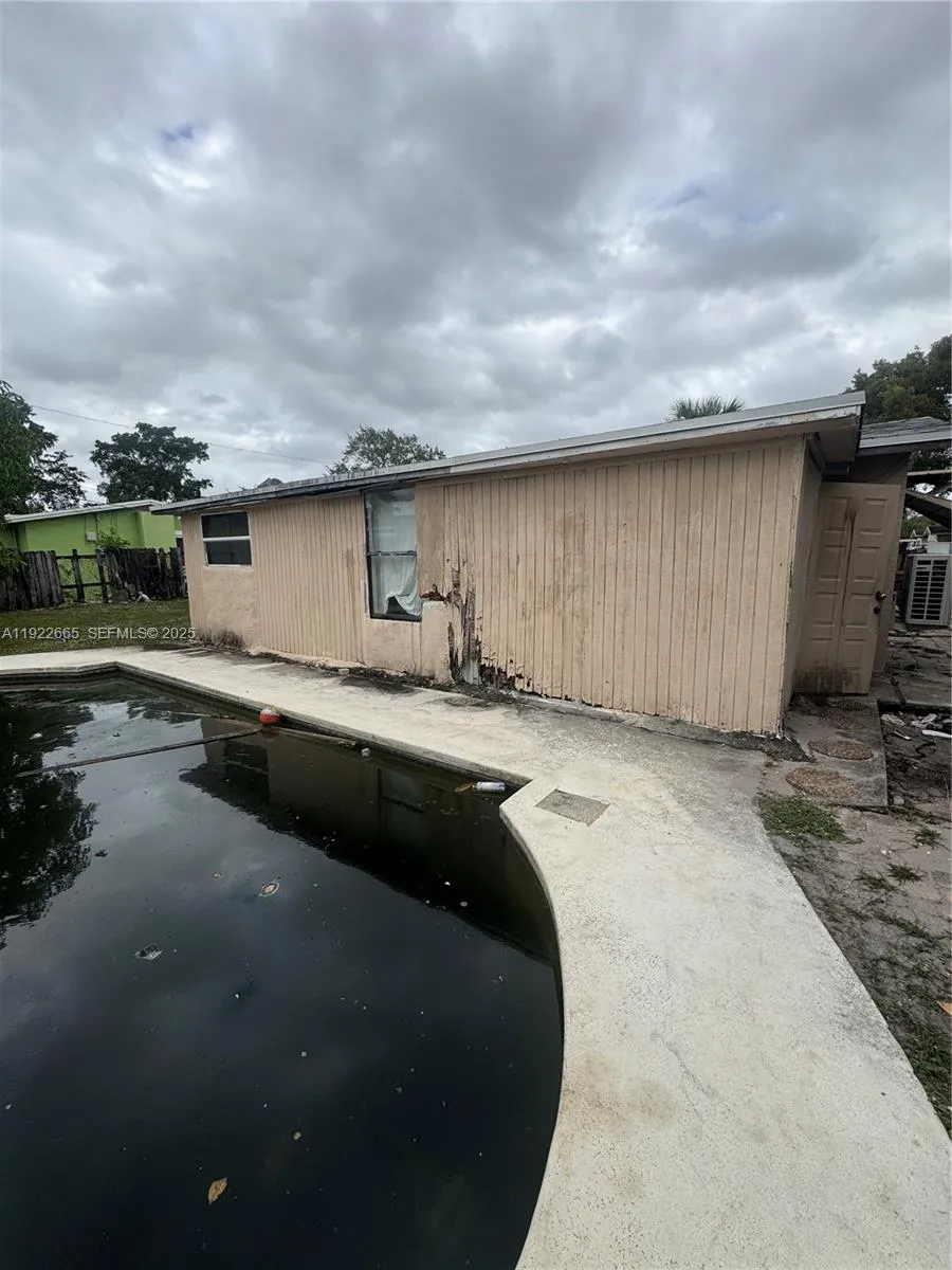 2231 Nw 43rd Ter, Lauderhill, Florida 33313, Lauderhill, Florida 33313, 3 Bedrooms Bedrooms, ,2 BathroomsBathrooms,Residential,For Sale,2231 Nw 43rd Ter, Lauderhill, Florida 33313,A11922665