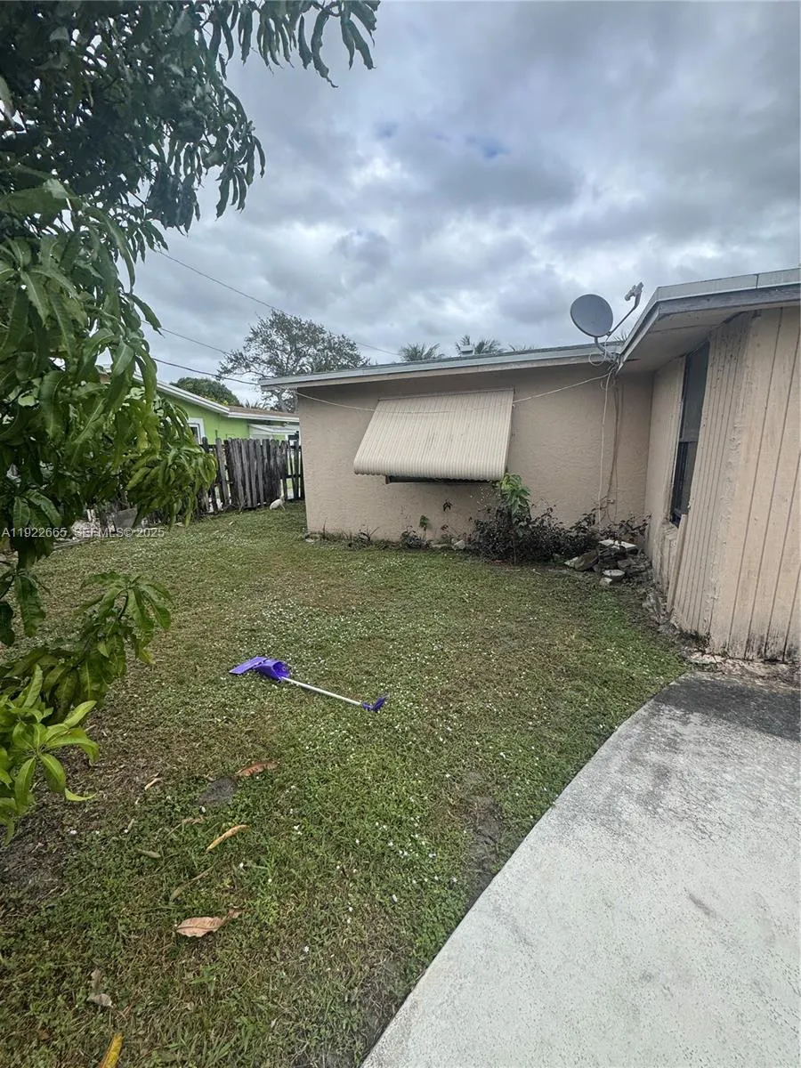 2231 Nw 43rd Ter, Lauderhill, Florida 33313, Lauderhill, Florida 33313, 3 Bedrooms Bedrooms, ,2 BathroomsBathrooms,Residential,For Sale,2231 Nw 43rd Ter, Lauderhill, Florida 33313,A11922665