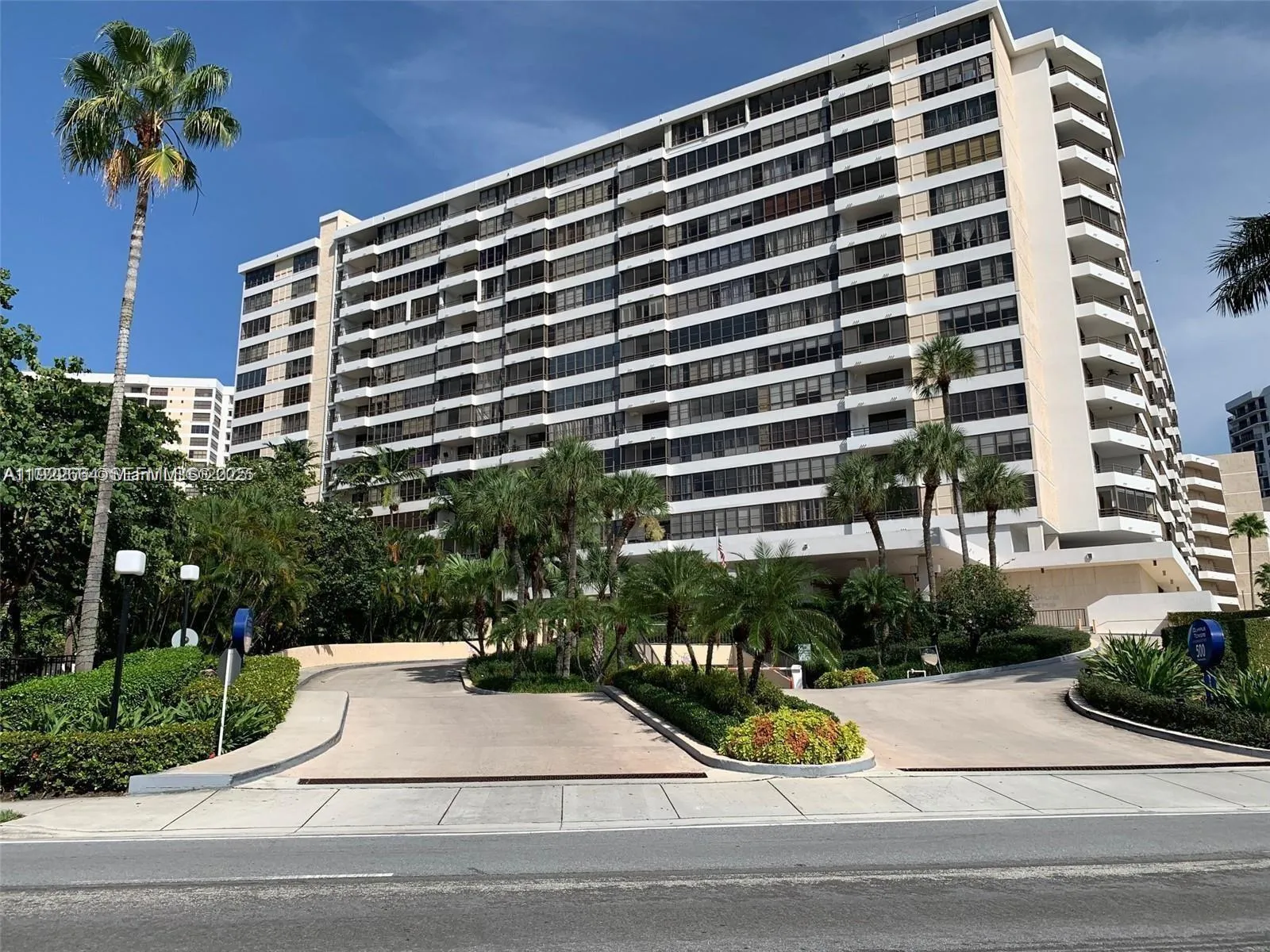 500 Three Islands Blvd 307, Hallandale Beach, Flor, Hallandale Beach, Florida 33009, 1 Bedroom Bedrooms, ,1 BathroomBathrooms,Residential,For Sale,500 Three Islands Blvd 307, Hallandale Beach, Flor,A11922664 500 Three Islands Blvd 307, Hallandale Beach, Flor, Hallandale Beach, Florida 33009, 1 Bedroom Bedrooms, ,1 BathroomBathrooms,Residential,For Sale,500 Three Islands Blvd 307, Hallandale Beach, Flor,A11922664
