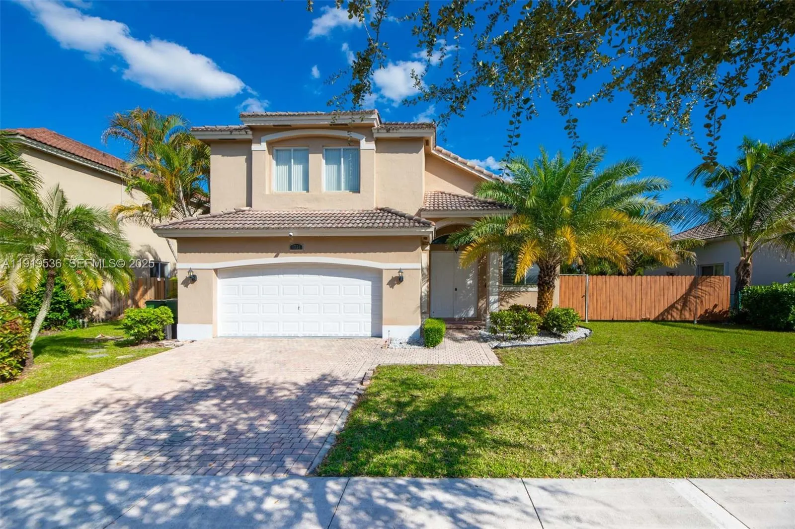1731 Se 16th Ave, Homestead, Florida 33035, Homestead, Florida 33035, 4 Bedrooms Bedrooms, ,2 BathroomsBathrooms,Residential,For Sale,1731 Se 16th Ave, Homestead, Florida 33035,A11919536 1731 Se 16th Ave, Homestead, Florida 33035, Homestead, Florida 33035, 4 Bedrooms Bedrooms, ,2 BathroomsBathrooms,Residential,For Sale,1731 Se 16th Ave, Homestead, Florida 33035,A11919536