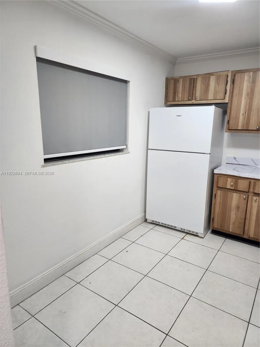 8075 Sw 107th Ave 215, Miami, Florida 33173, Miami, Florida 33173, 2 Bedrooms Bedrooms, ,2 BathroomsBathrooms,Residential Lease,For Rent,8075 Sw 107th Ave 215, Miami, Florida 33173,A11922694