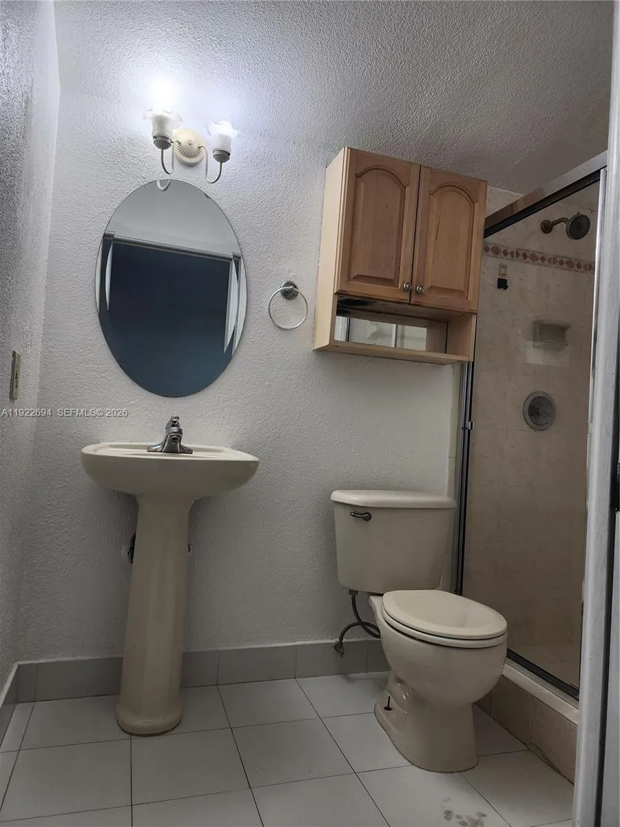 8075 Sw 107th Ave 215, Miami, Florida 33173, Miami, Florida 33173, 2 Bedrooms Bedrooms, ,2 BathroomsBathrooms,Residential Lease,For Rent,8075 Sw 107th Ave 215, Miami, Florida 33173,A11922694