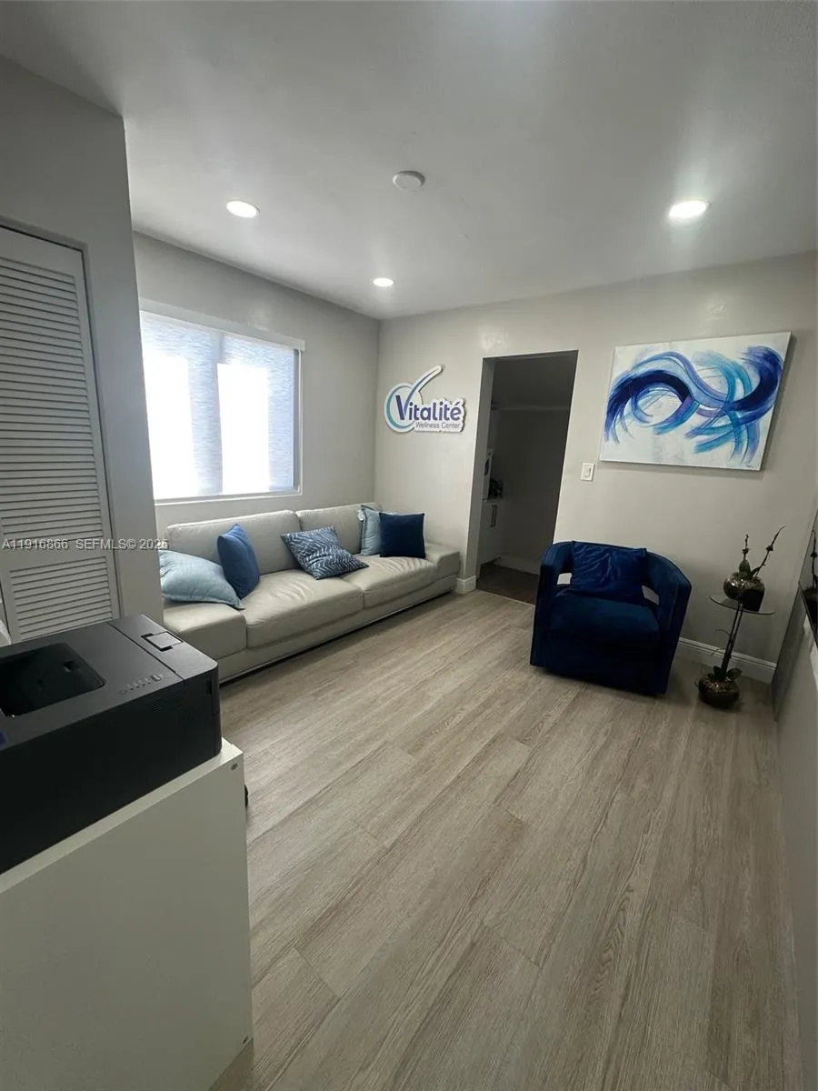 6443 Bird Rd, Miami, Florida 33155, Miami, Florida 33155, ,Commercial Sale,For Sale,6443 Bird Rd, Miami, Florida 33155,A11916866