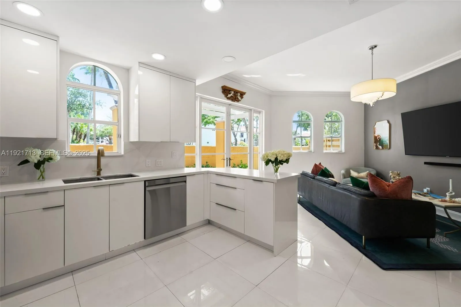 18475 Ne 30th Pl, Aventura, Florida 33160, Aventura, Florida 33160, 3 Bedrooms Bedrooms, ,2 BathroomsBathrooms,Residential,For Sale,18475 Ne 30th Pl, Aventura, Florida 33160,A11921713