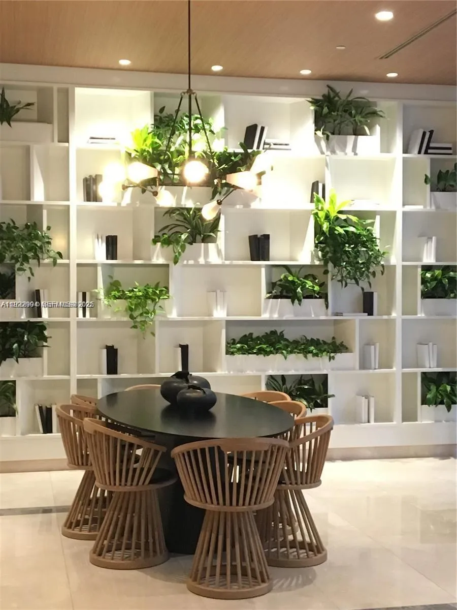 55 Sw 9th St 3001, Miami, Florida 33130, Miami, Florida 33130, 2 Bedrooms Bedrooms, ,2 BathroomsBathrooms,Residential,For Sale,55 Sw 9th St 3001, Miami, Florida 33130,A11922904