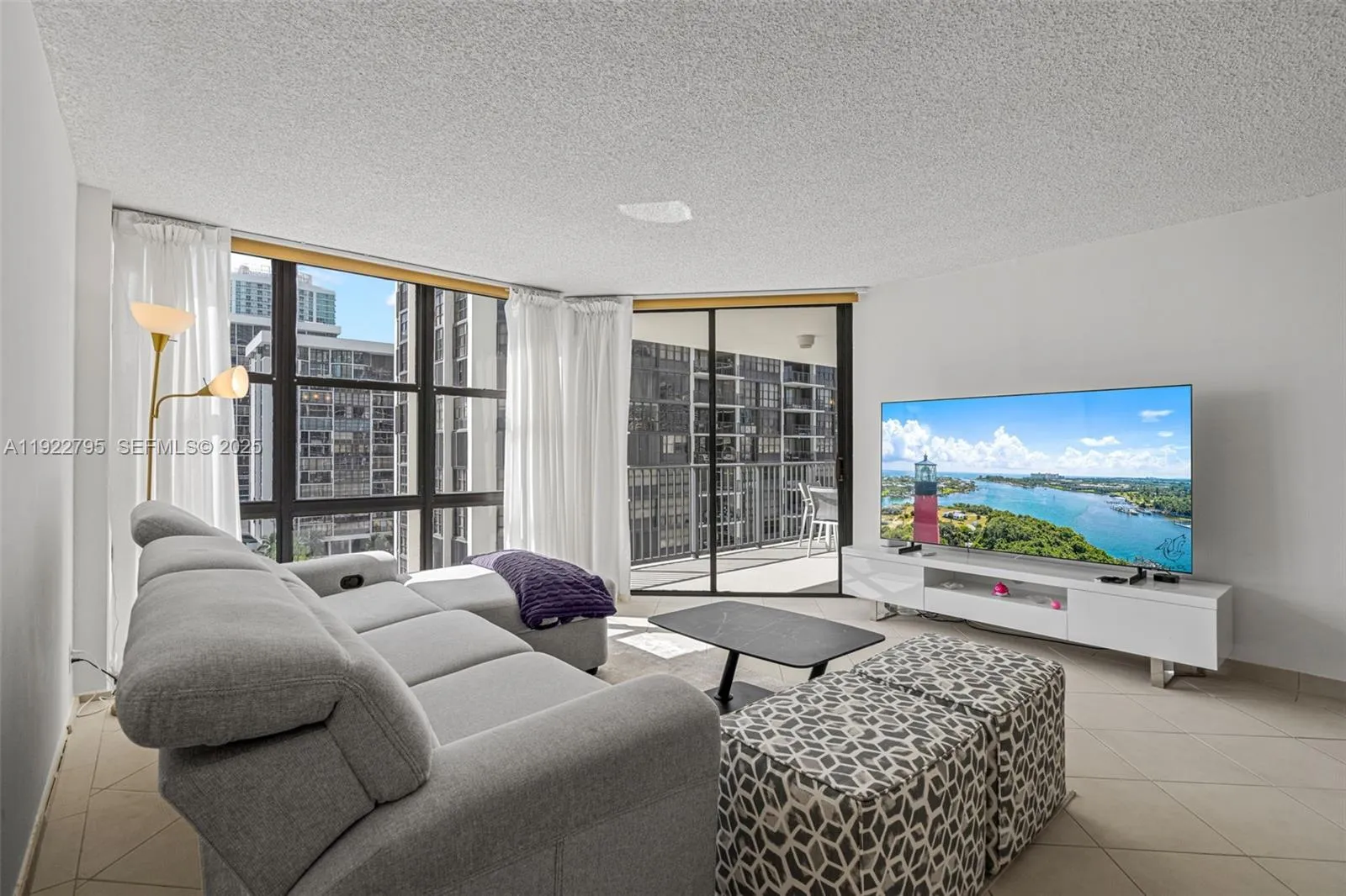 1865 Brickell Ave A1013, Miami, Florida 33129, Miami, Florida 33129, 2 Bedrooms Bedrooms, ,2 BathroomsBathrooms,Residential,For Sale,1865 Brickell Ave A1013, Miami, Florida 33129,A11922795