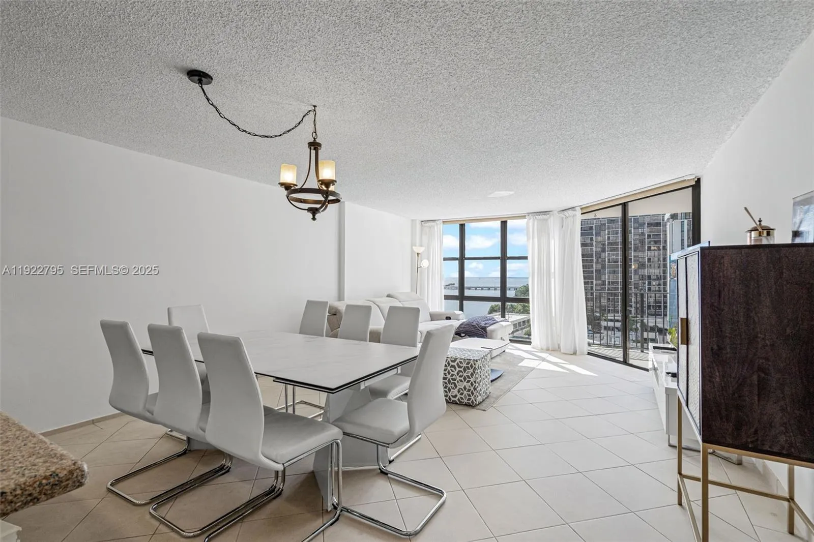 1865 Brickell Ave A1013, Miami, Florida 33129, Miami, Florida 33129, 2 Bedrooms Bedrooms, ,2 BathroomsBathrooms,Residential,For Sale,1865 Brickell Ave A1013, Miami, Florida 33129,A11922795