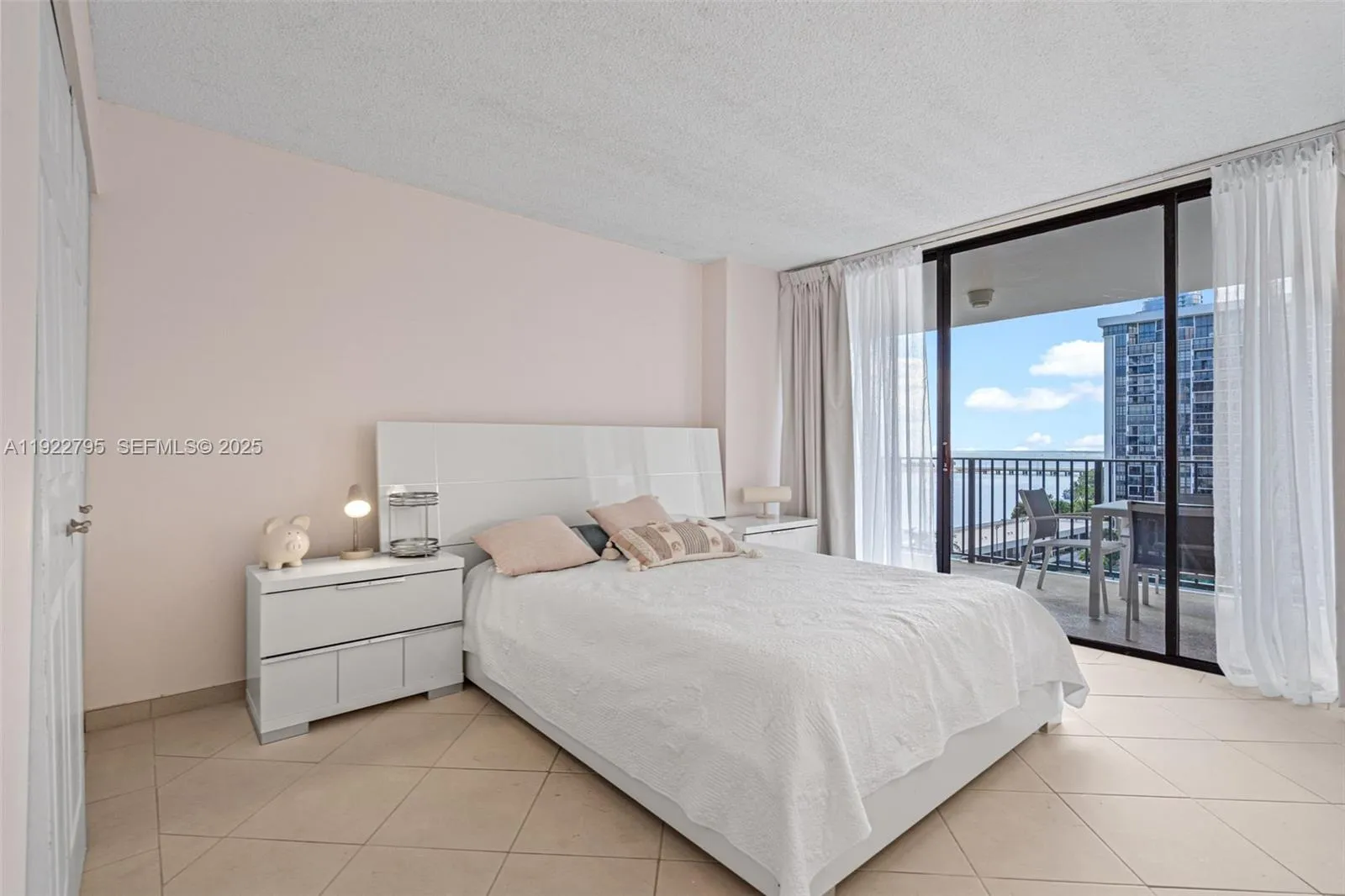 1865 Brickell Ave A1013, Miami, Florida 33129, Miami, Florida 33129, 2 Bedrooms Bedrooms, ,2 BathroomsBathrooms,Residential,For Sale,1865 Brickell Ave A1013, Miami, Florida 33129,A11922795