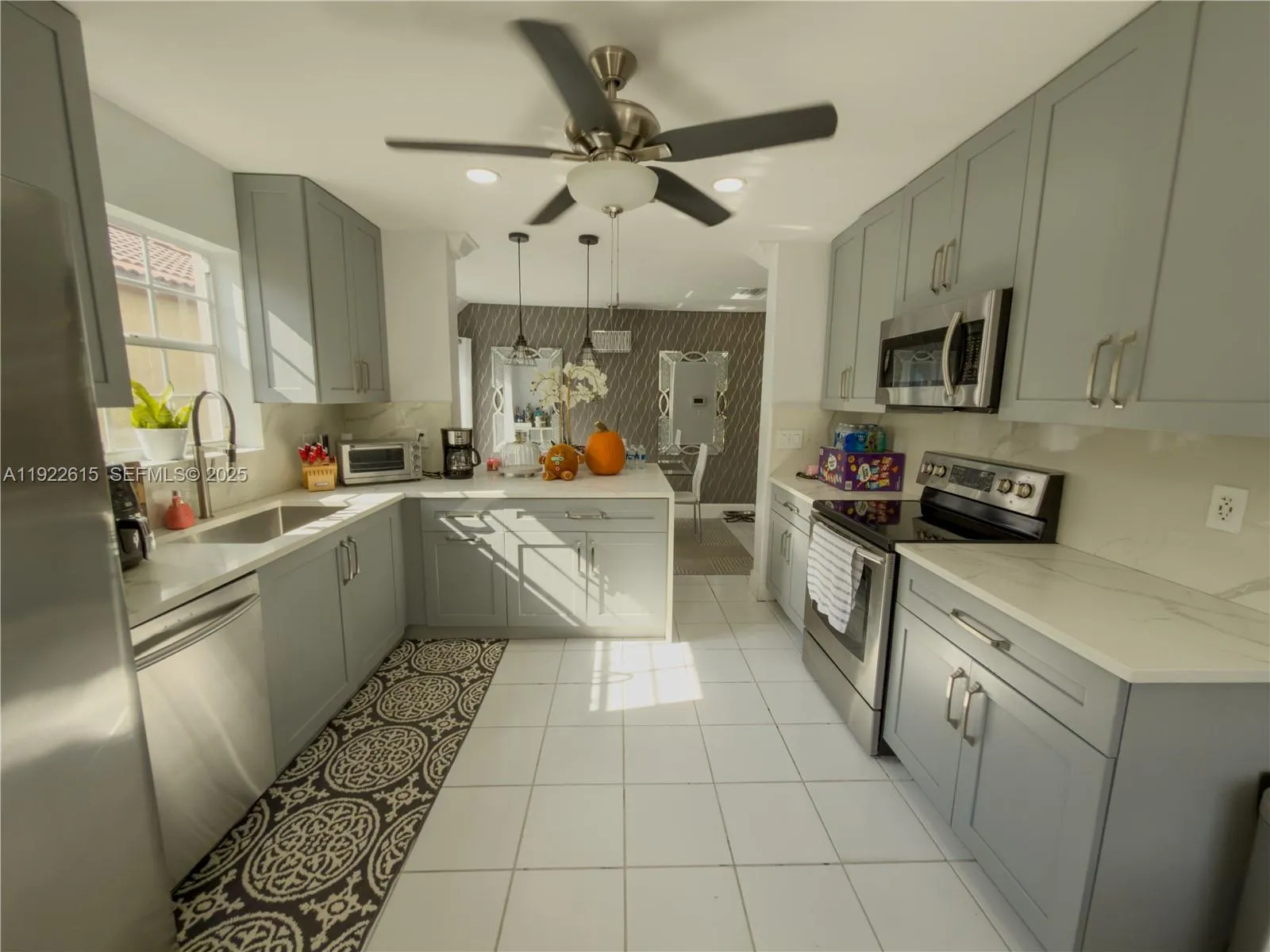 5460 Nw 49th Ave, Coconut Creek, Florida 33073, Coconut Creek, Florida 33073, 4 Bedrooms Bedrooms, ,2 BathroomsBathrooms,Residential,For Sale,5460 Nw 49th Ave, Coconut Creek, Florida 33073,A11922615