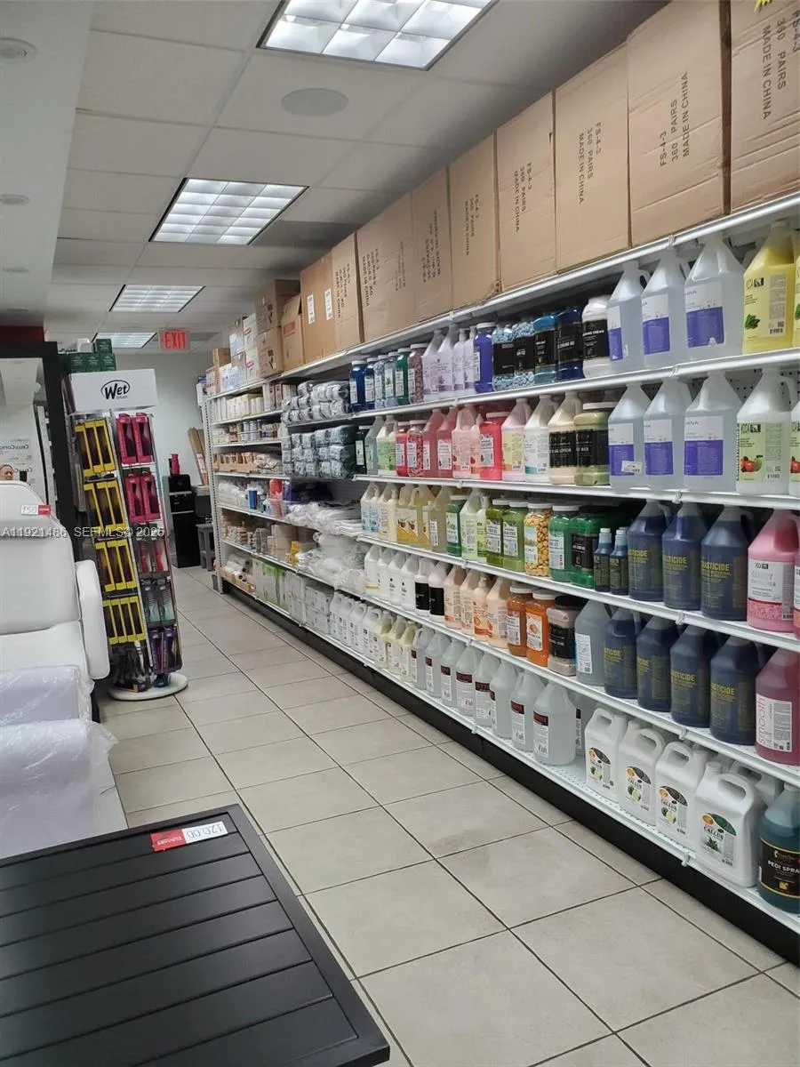 7101 Sw 8th St, Miami, Florida 33144, Miami, Florida 33144, ,Business Opportunity,For Sale,7101 Sw 8th St, Miami, Florida 33144,A11921486