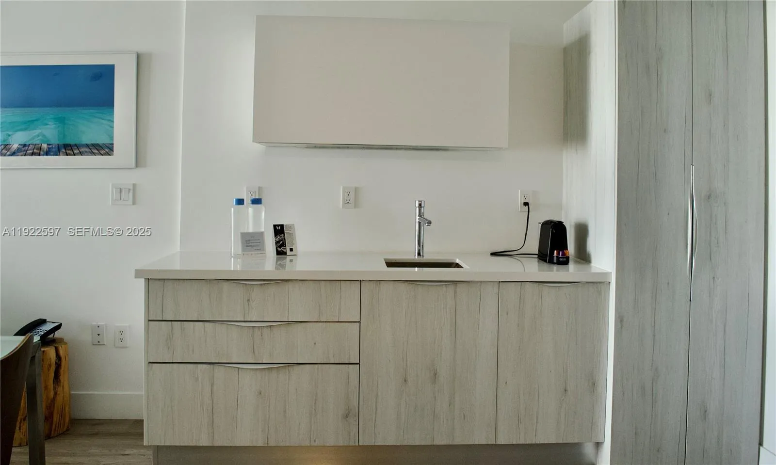 6080 Collins Ave 506, Miami Beach, Florida 33140, Miami Beach, Florida 33140, 1 Bedroom Bedrooms, ,1 BathroomBathrooms,Residential,For Sale,6080 Collins Ave 506, Miami Beach, Florida 33140,A11922597