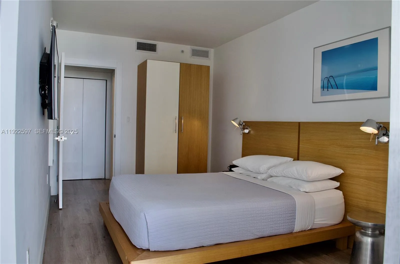 6080 Collins Ave 506, Miami Beach, Florida 33140, Miami Beach, Florida 33140, 1 Bedroom Bedrooms, ,1 BathroomBathrooms,Residential,For Sale,6080 Collins Ave 506, Miami Beach, Florida 33140,A11922597