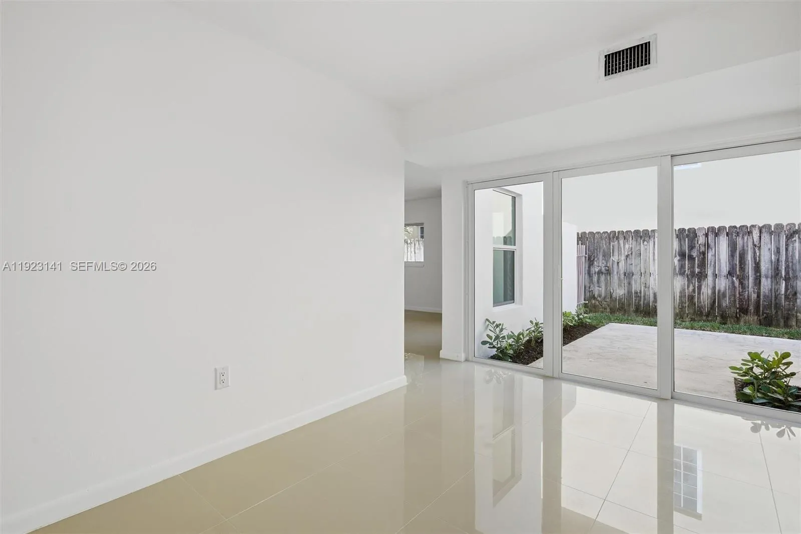 1045 Sw 25th Ave, Miami, Florida 33135, Miami, Florida 33135, ,Residential Income,For Sale,1045 Sw 25th Ave, Miami, Florida 33135,A11923141