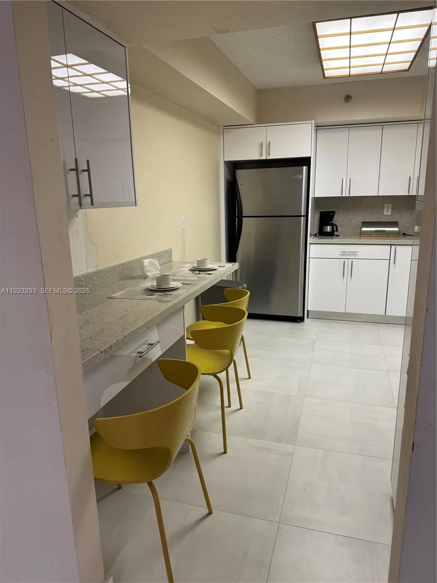 3600 Mystic Pointe Dr 208, Aventura, Florida 33180, Aventura, Florida 33180, 2 Bedrooms Bedrooms, ,2 BathroomsBathrooms,Residential Lease,For Rent,3600 Mystic Pointe Dr 208, Aventura, Florida 33180,A11923293