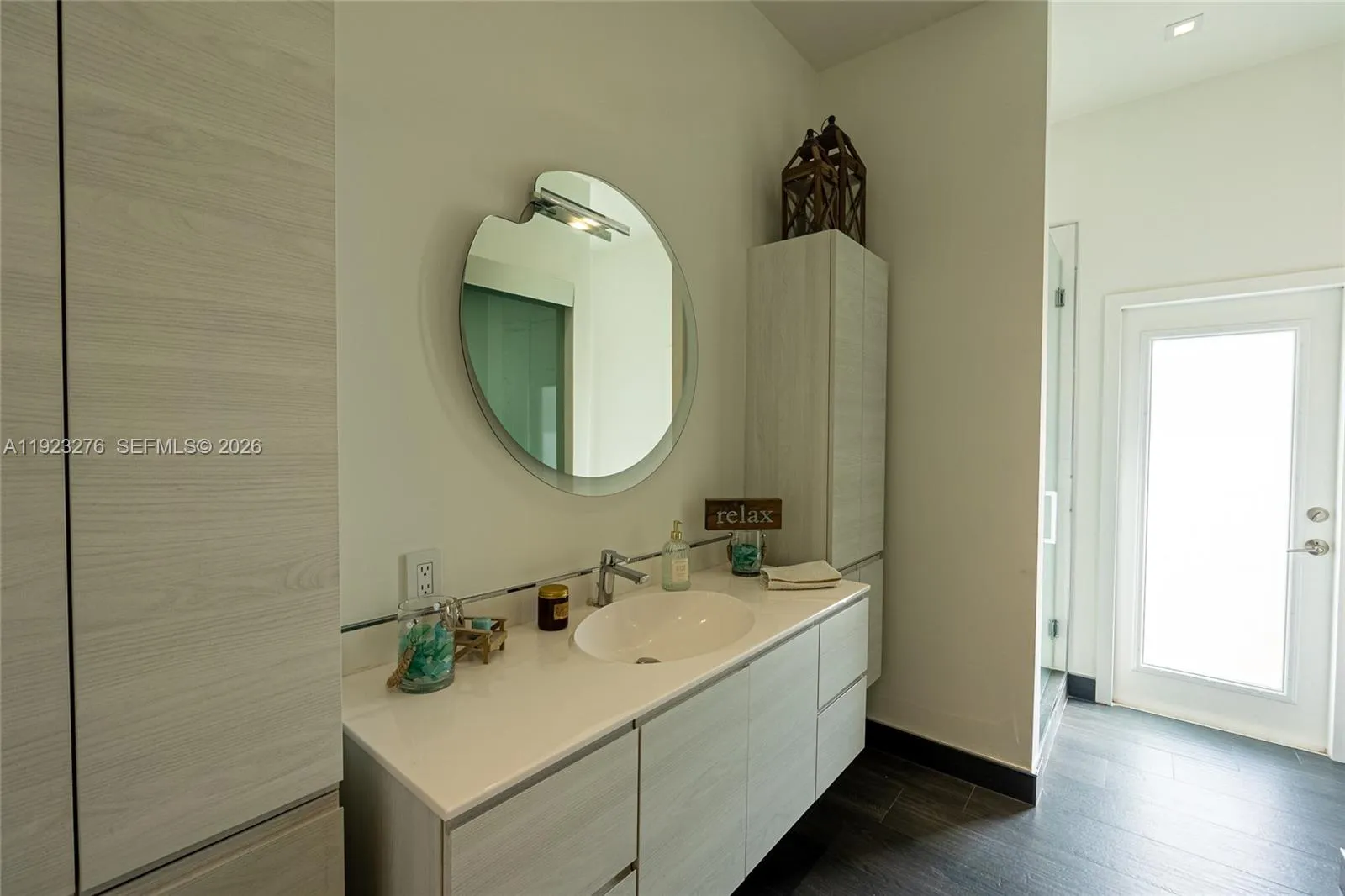 9895 Nw 28th Ter, Doral, Florida 33172, Doral, Florida 33172, 5 Bedrooms Bedrooms, ,3 BathroomsBathrooms,Residential Lease,For Rent,9895 Nw 28th Ter, Doral, Florida 33172,A11923276