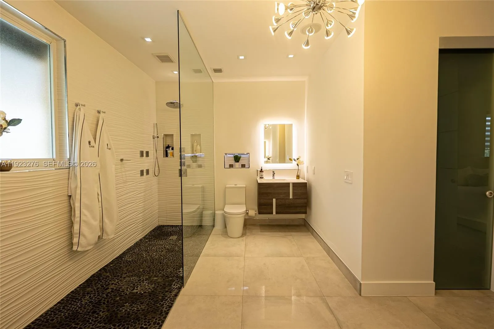 9895 Nw 28th Ter, Doral, Florida 33172, Doral, Florida 33172, 5 Bedrooms Bedrooms, ,3 BathroomsBathrooms,Residential Lease,For Rent,9895 Nw 28th Ter, Doral, Florida 33172,A11923276