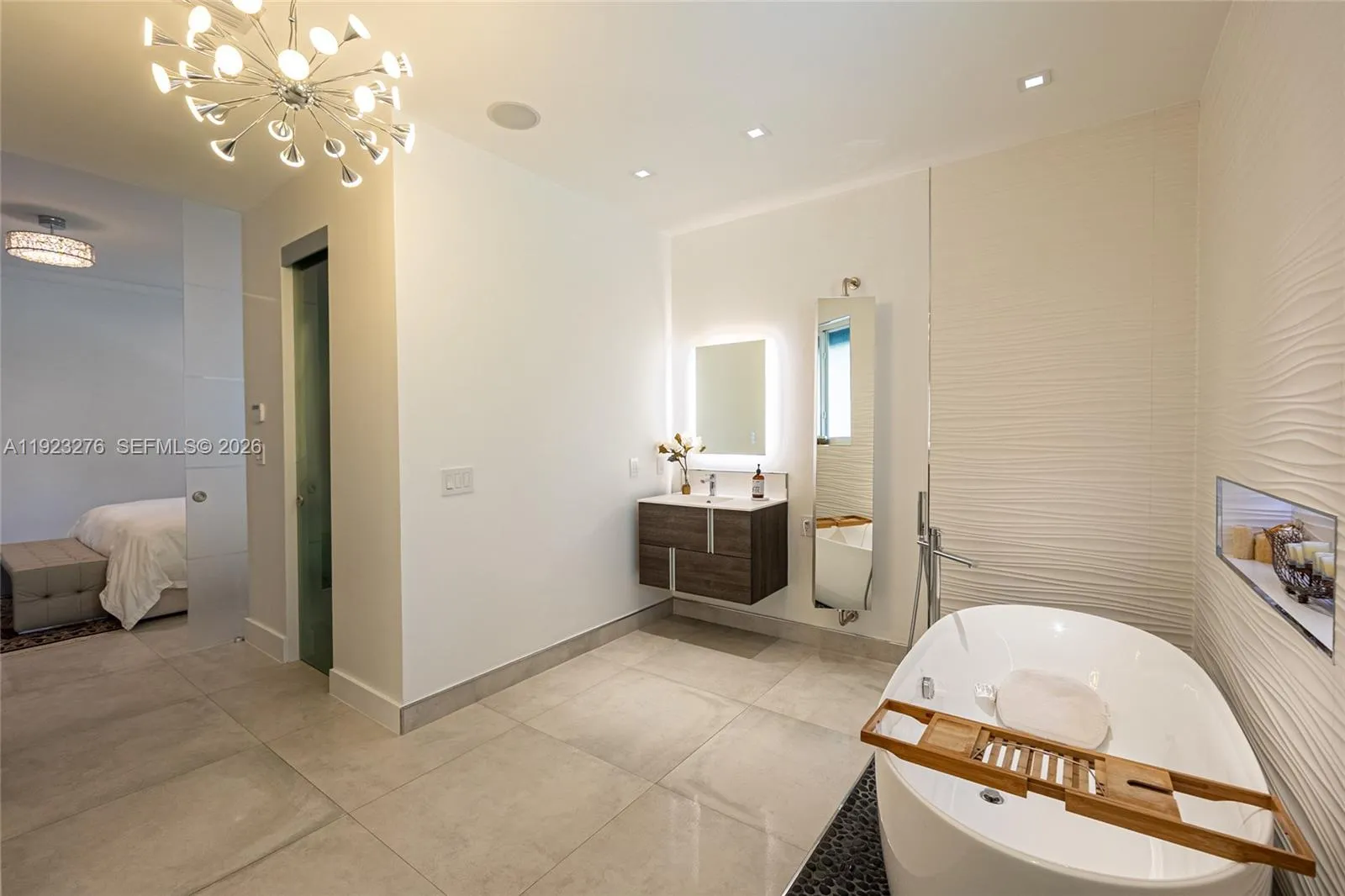 9895 Nw 28th Ter, Doral, Florida 33172, Doral, Florida 33172, 5 Bedrooms Bedrooms, ,3 BathroomsBathrooms,Residential Lease,For Rent,9895 Nw 28th Ter, Doral, Florida 33172,A11923276