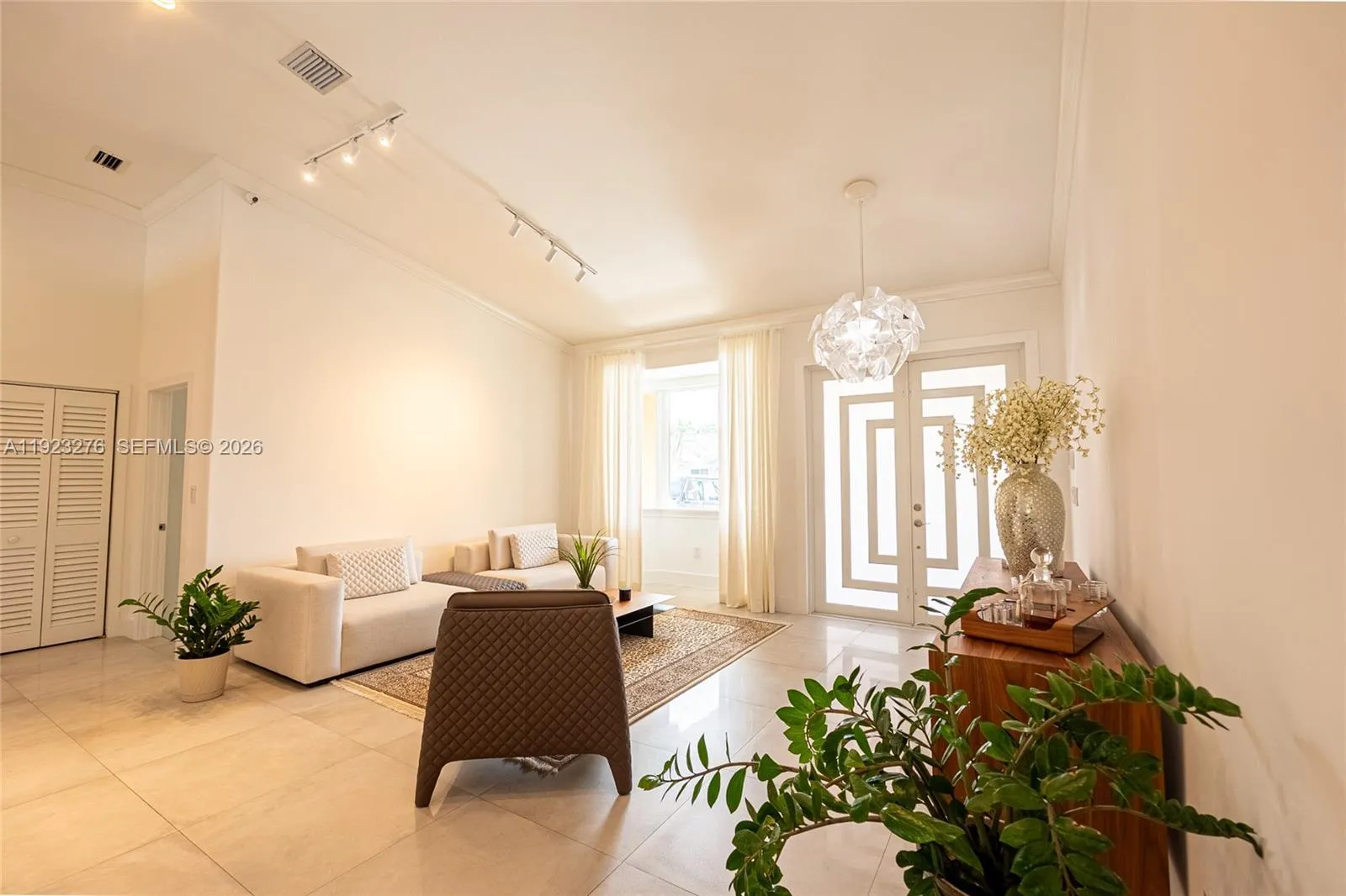 9895 Nw 28th Ter, Doral, Florida 33172, Doral, Florida 33172, 5 Bedrooms Bedrooms, ,3 BathroomsBathrooms,Residential Lease,For Rent,9895 Nw 28th Ter, Doral, Florida 33172,A11923276