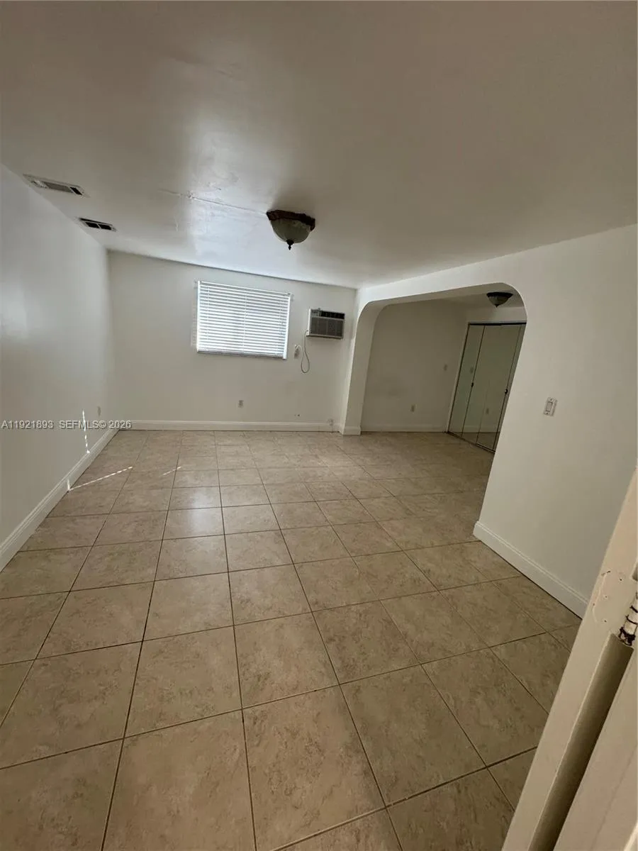 640 N 71st Ter, Hollywood, Florida 33024, Hollywood, Florida 33024, 3 Bedrooms Bedrooms, ,2 BathroomsBathrooms,Residential Lease,For Rent,640 N 71st Ter, Hollywood, Florida 33024,A11921893