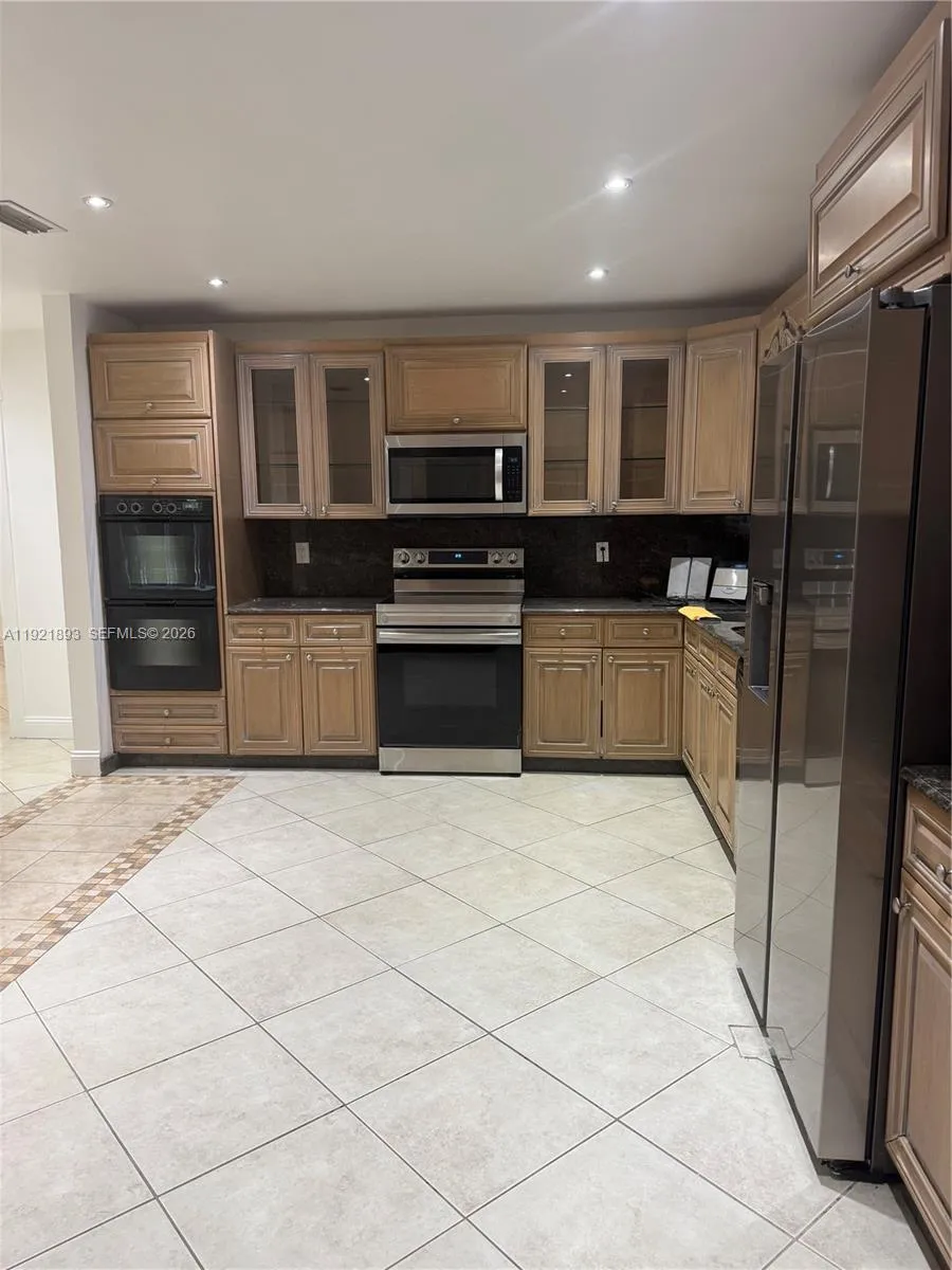 640 N 71st Ter, Hollywood, Florida 33024, Hollywood, Florida 33024, 3 Bedrooms Bedrooms, ,2 BathroomsBathrooms,Residential Lease,For Rent,640 N 71st Ter, Hollywood, Florida 33024,A11921893