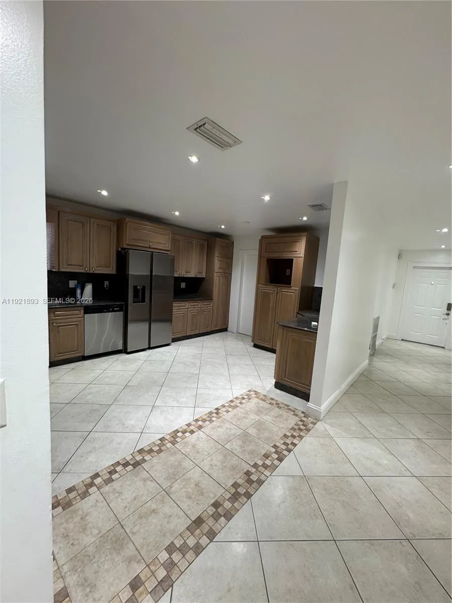 640 N 71st Ter, Hollywood, Florida 33024, Hollywood, Florida 33024, 3 Bedrooms Bedrooms, ,2 BathroomsBathrooms,Residential Lease,For Rent,640 N 71st Ter, Hollywood, Florida 33024,A11921893