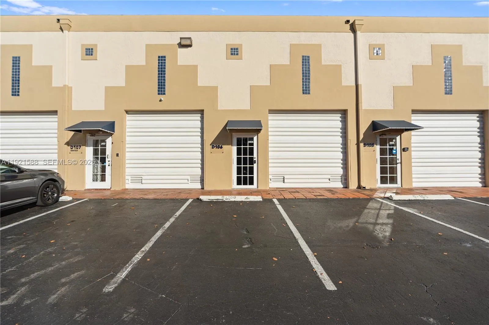 10421 Nw 28th St D106, Doral, Florida 33172, Doral, Florida 33172, ,Commercial Sale,For Sale,10421 Nw 28th St D106, Doral, Florida 33172,A11921588
