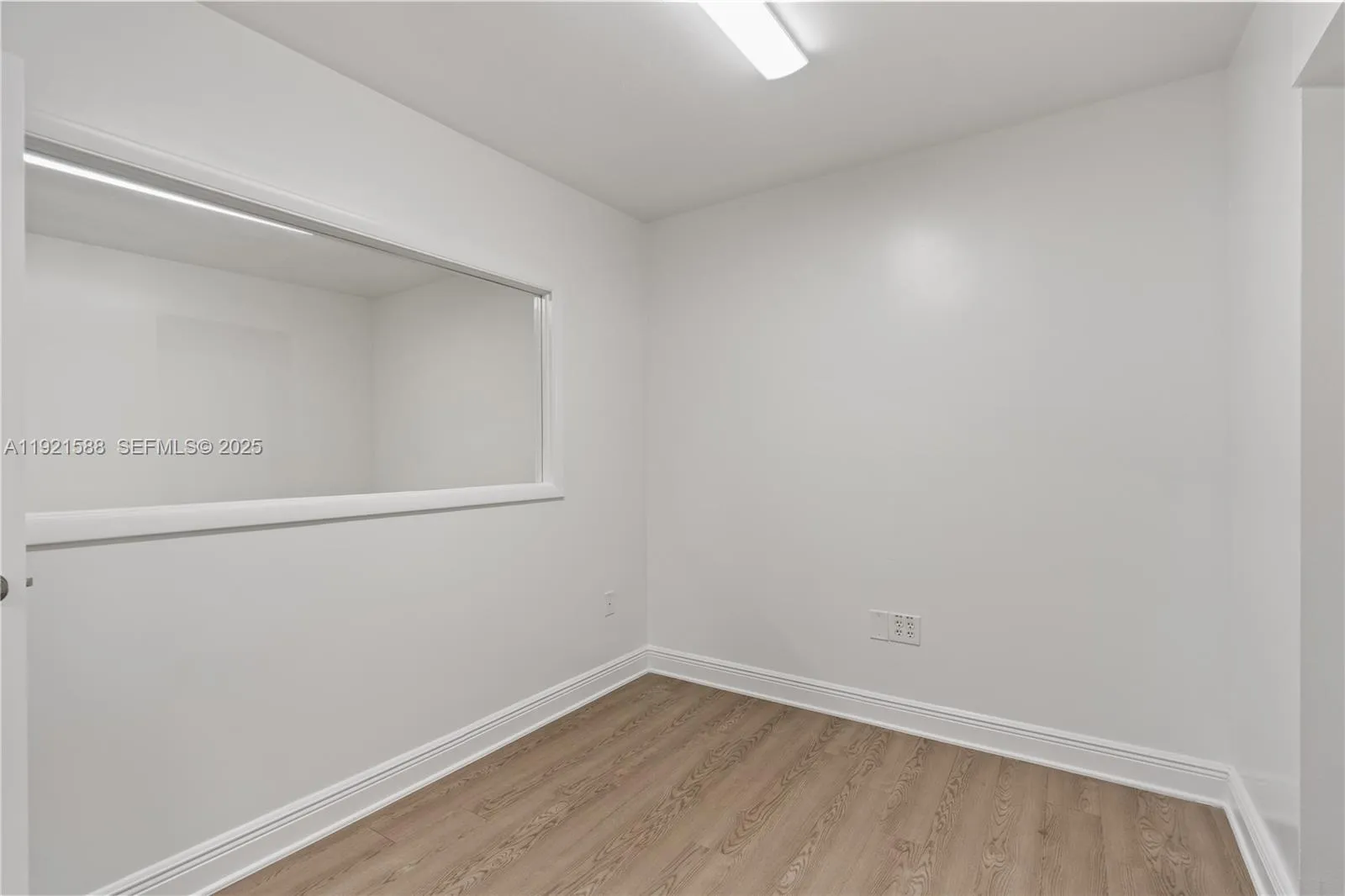 10421 Nw 28th St D106, Doral, Florida 33172, Doral, Florida 33172, ,Commercial Sale,For Sale,10421 Nw 28th St D106, Doral, Florida 33172,A11921588